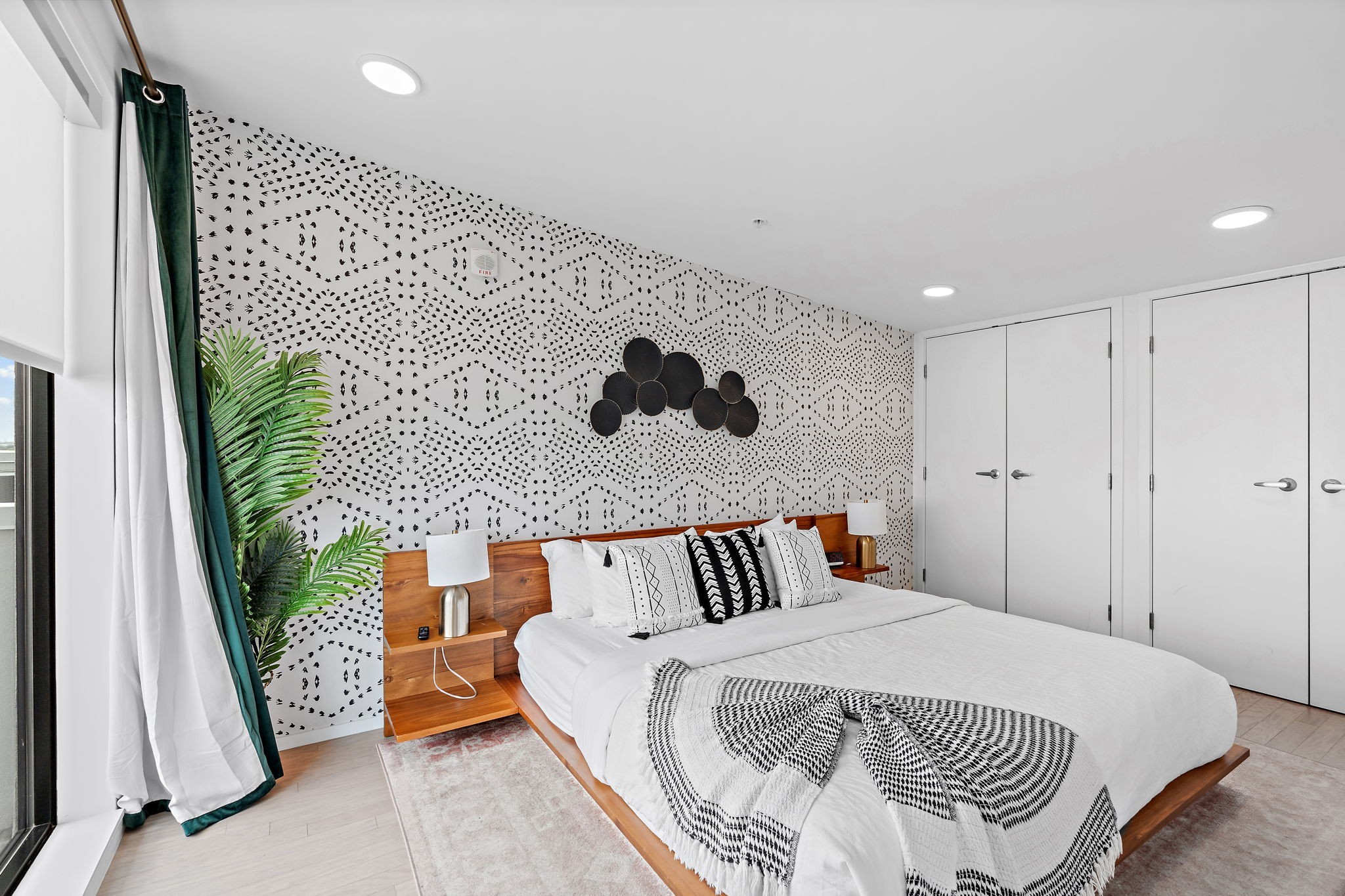 700 1st Ave, N Unit: 504