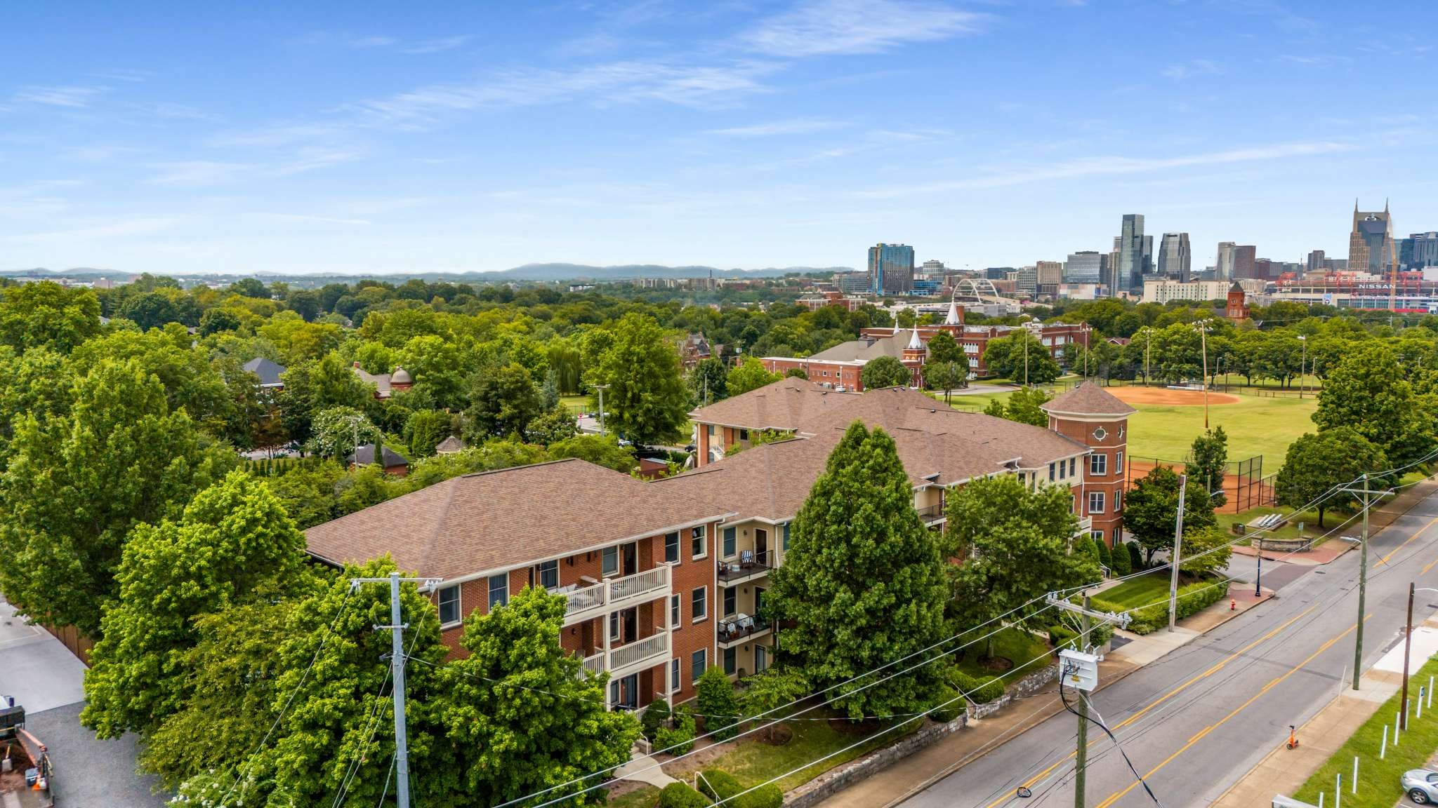 800 Woodland St Unit: 307