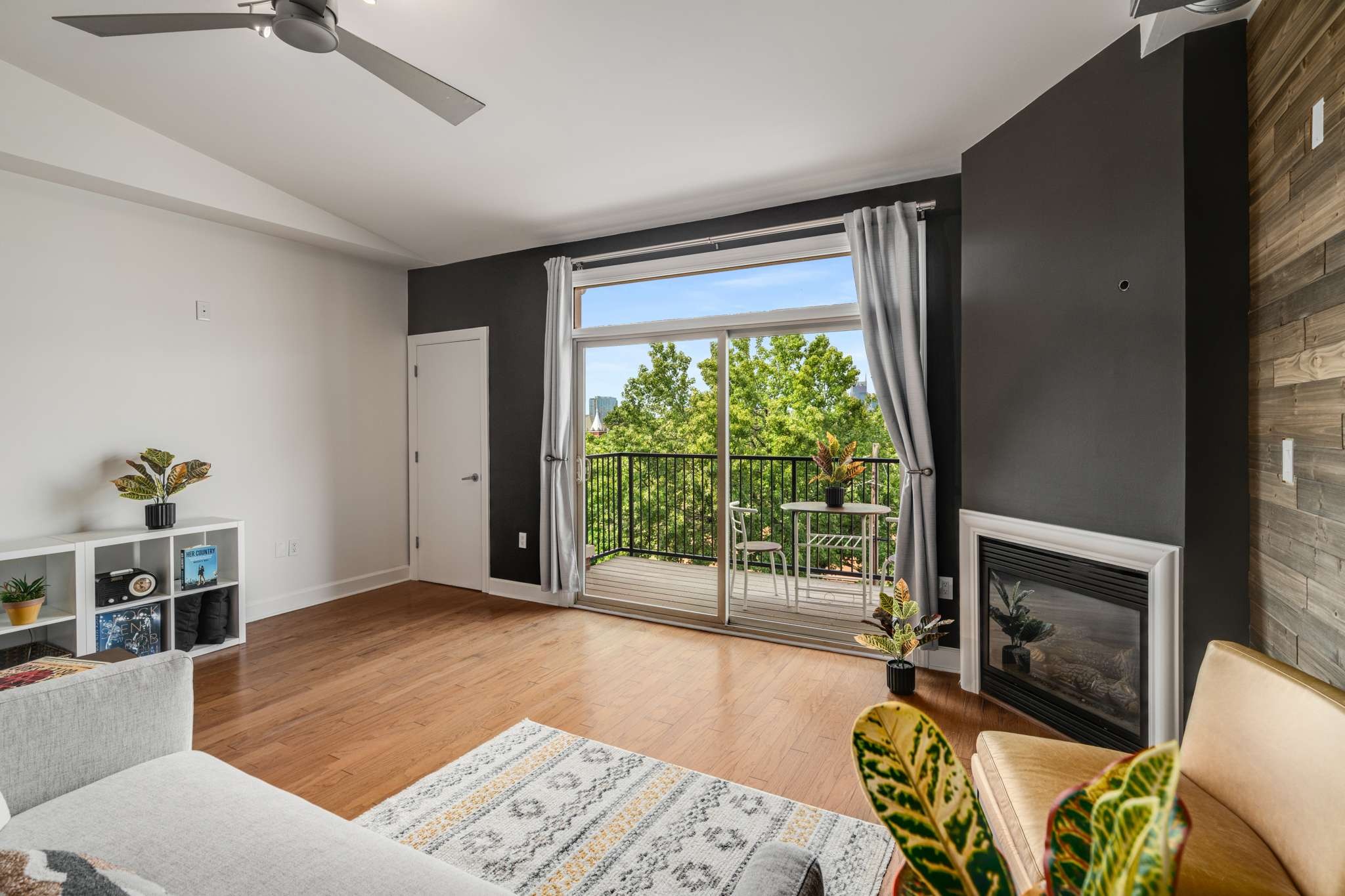 800 Woodland St Unit: 307