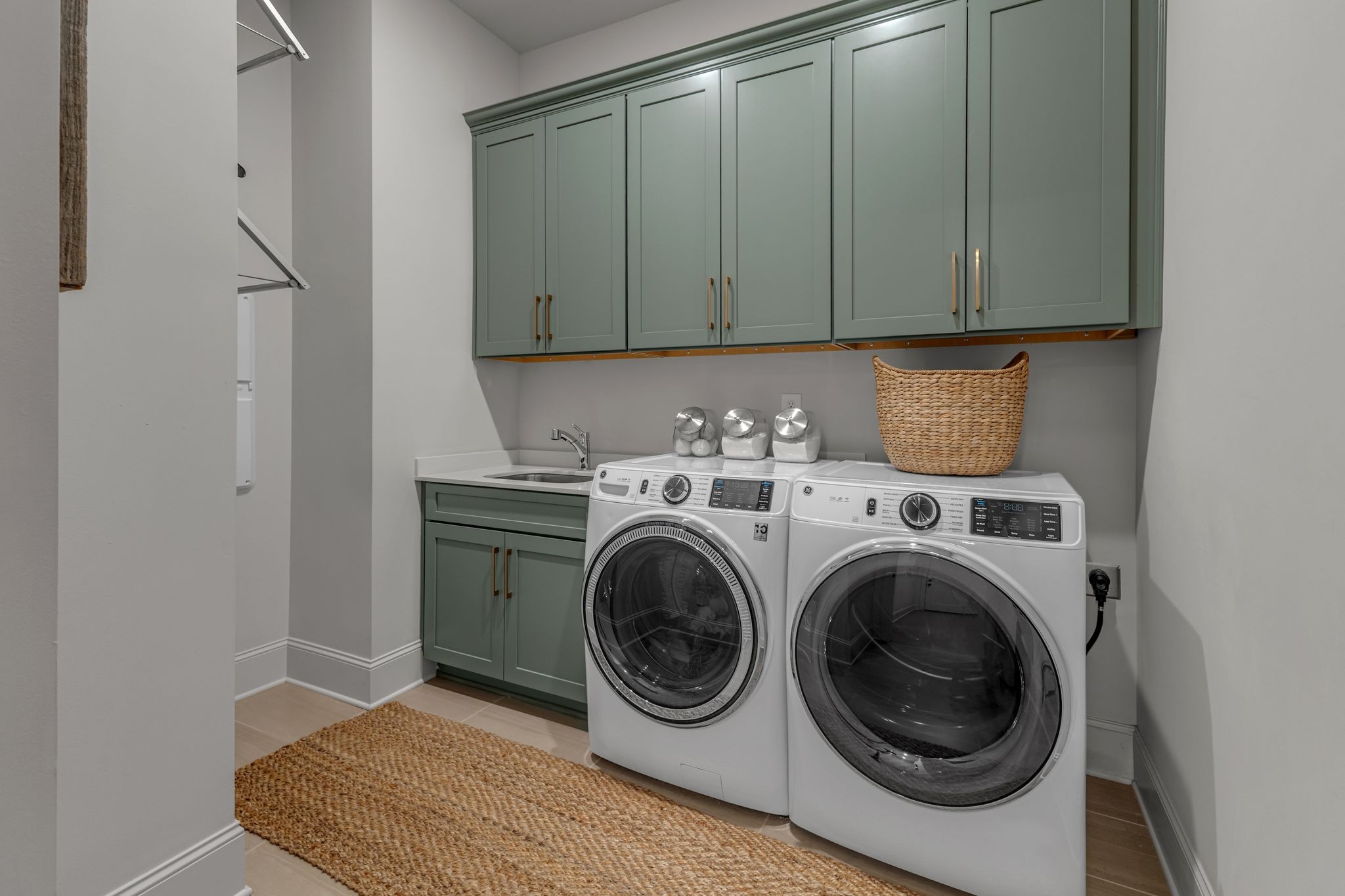 265 Stephens Valley Blvd