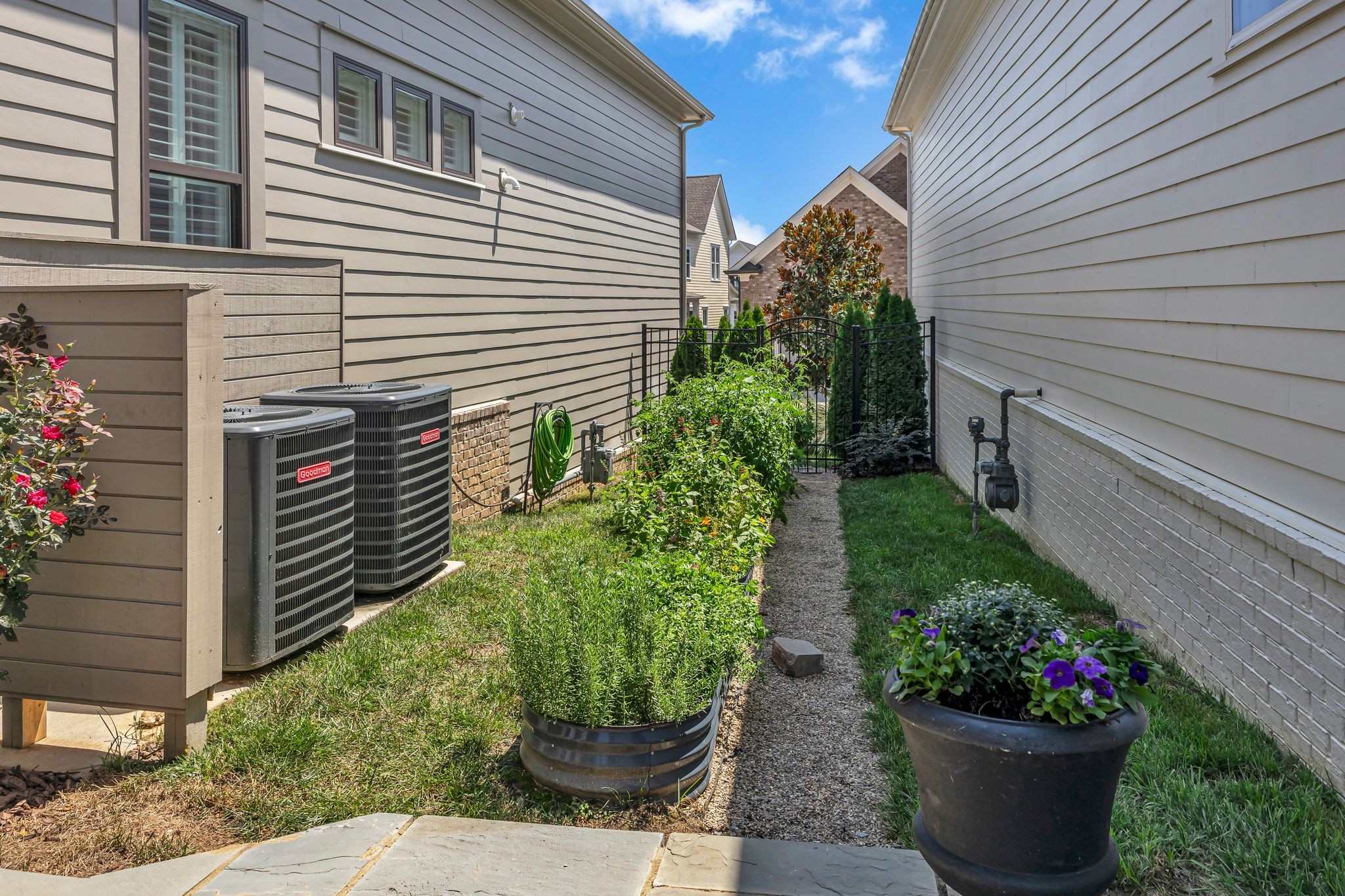 265 Stephens Valley Blvd