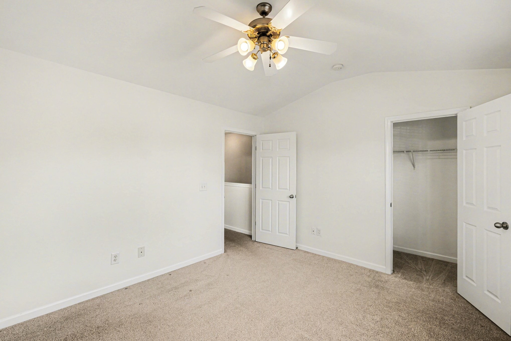 1101 Downs Blvd Unit: 194