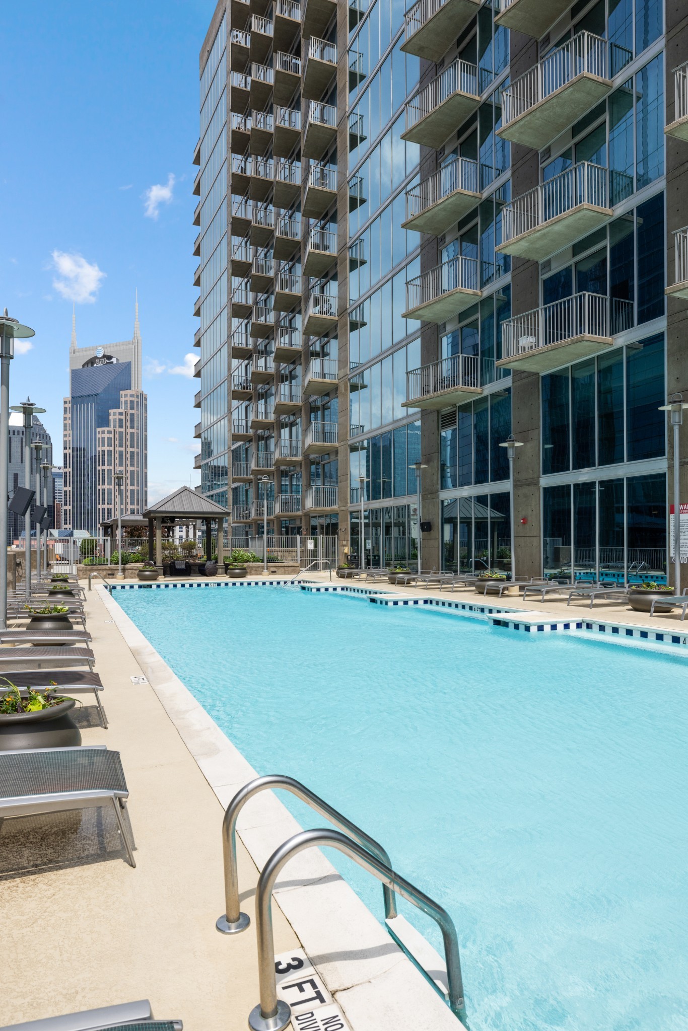 301 Demonbreun St Unit: 1307