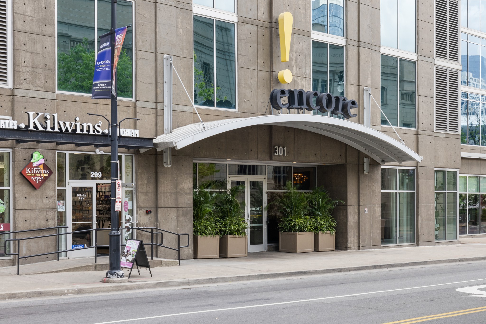 301 Demonbreun St Unit: 1307