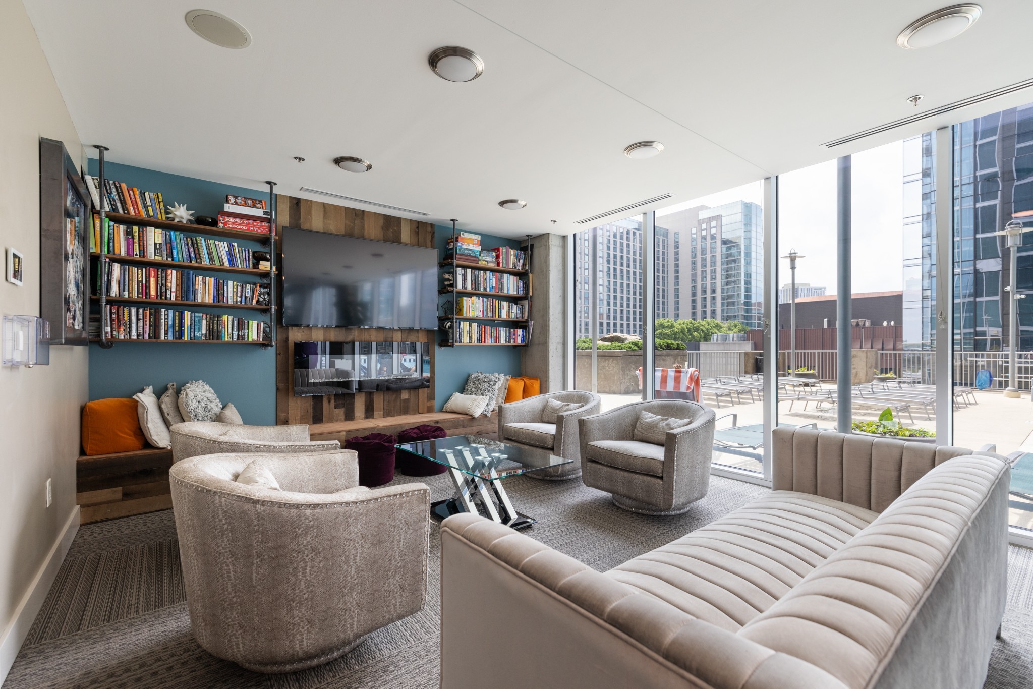 301 Demonbreun St Unit: 1307