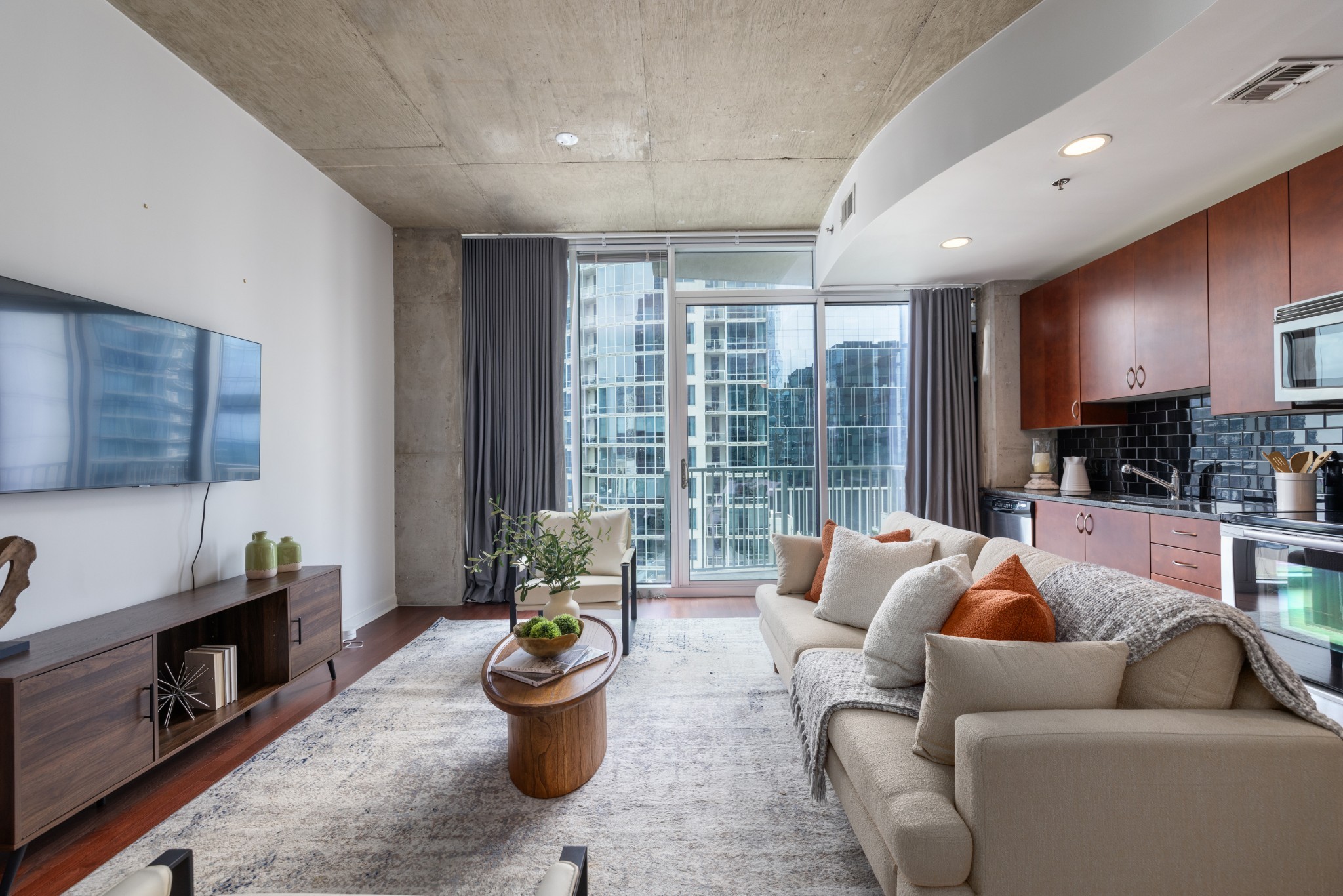 301 Demonbreun St Unit: 1307