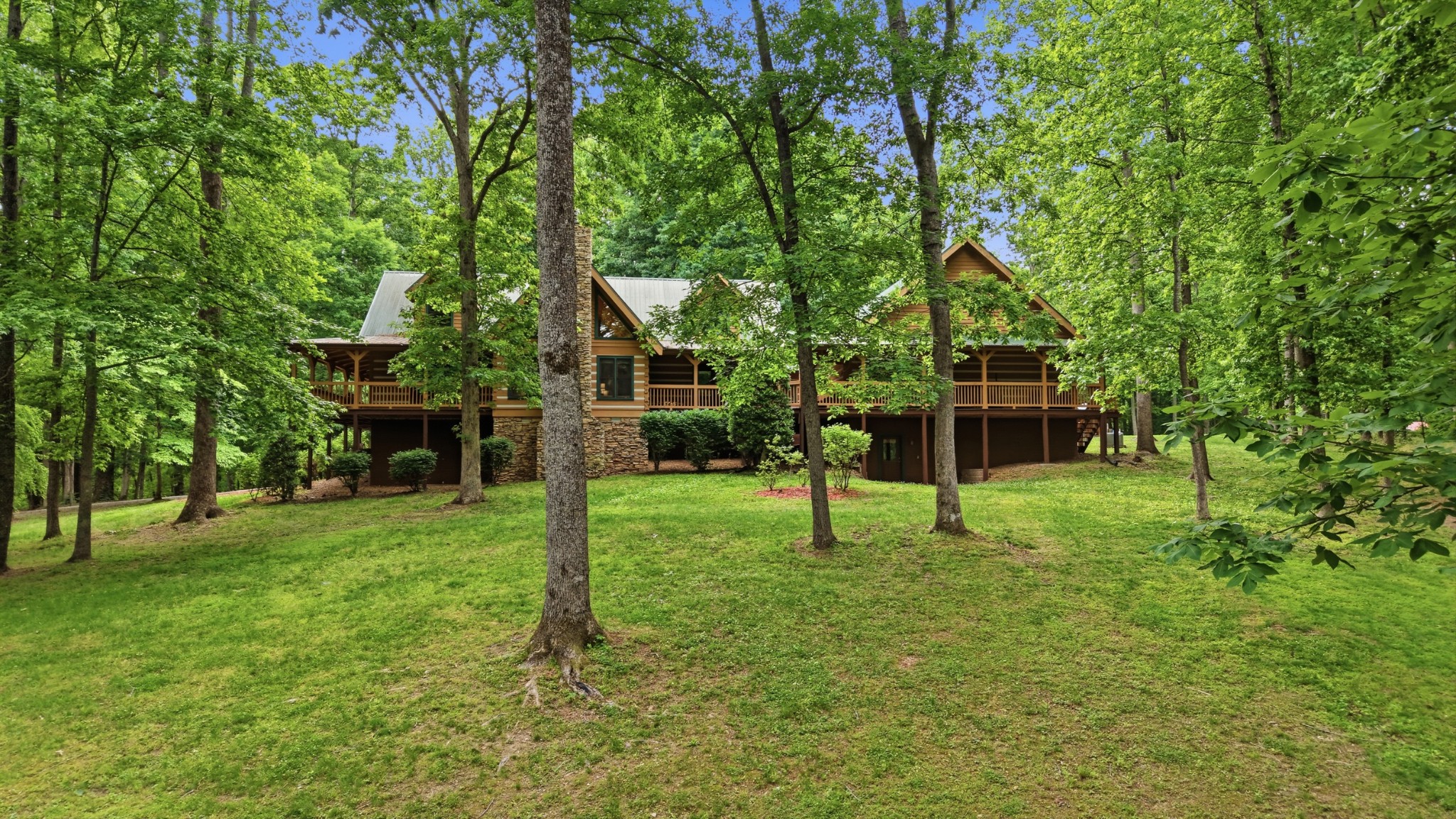 2752 Owl Hollow Rd
