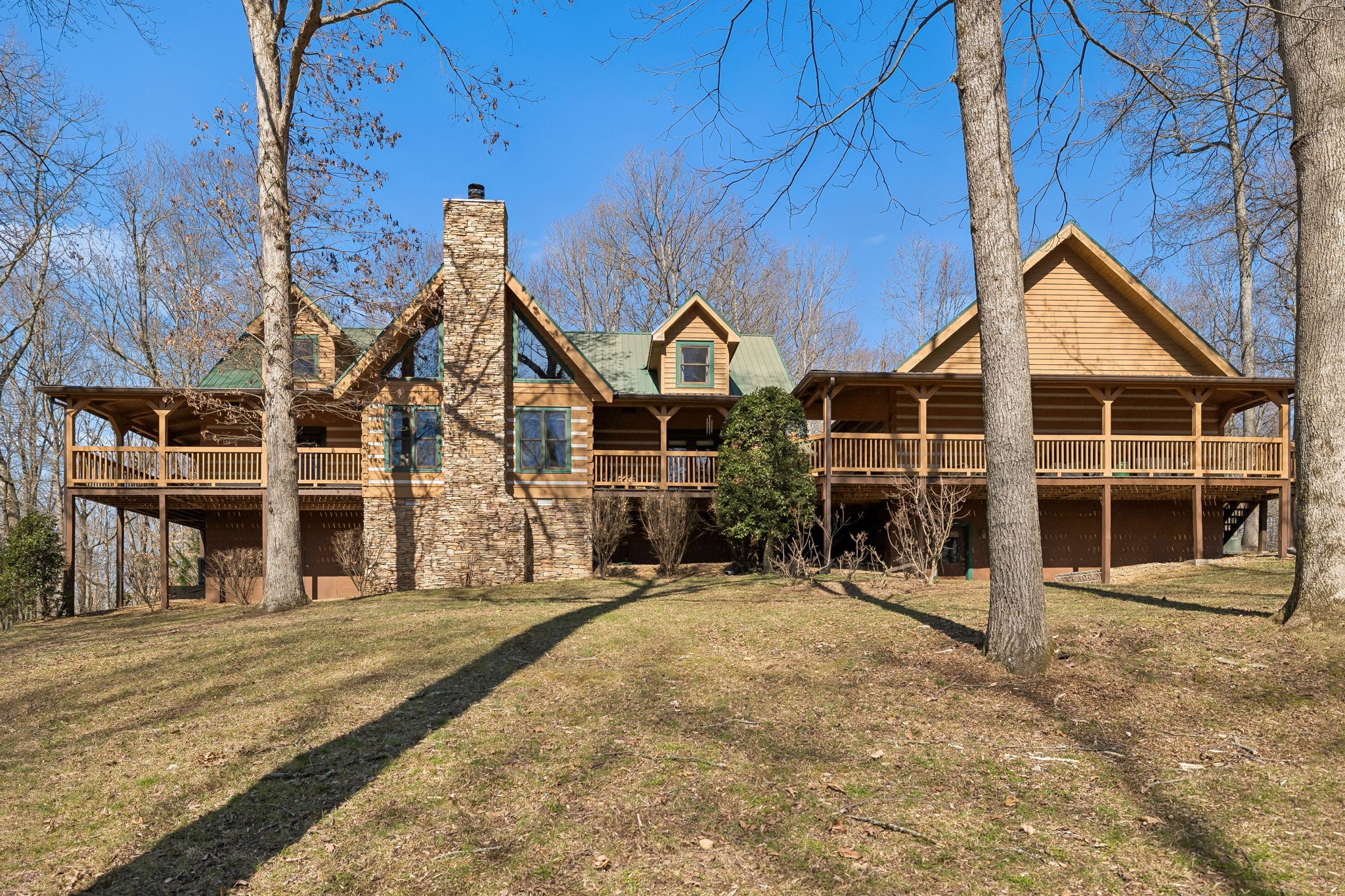 2752 Owl Hollow Rd