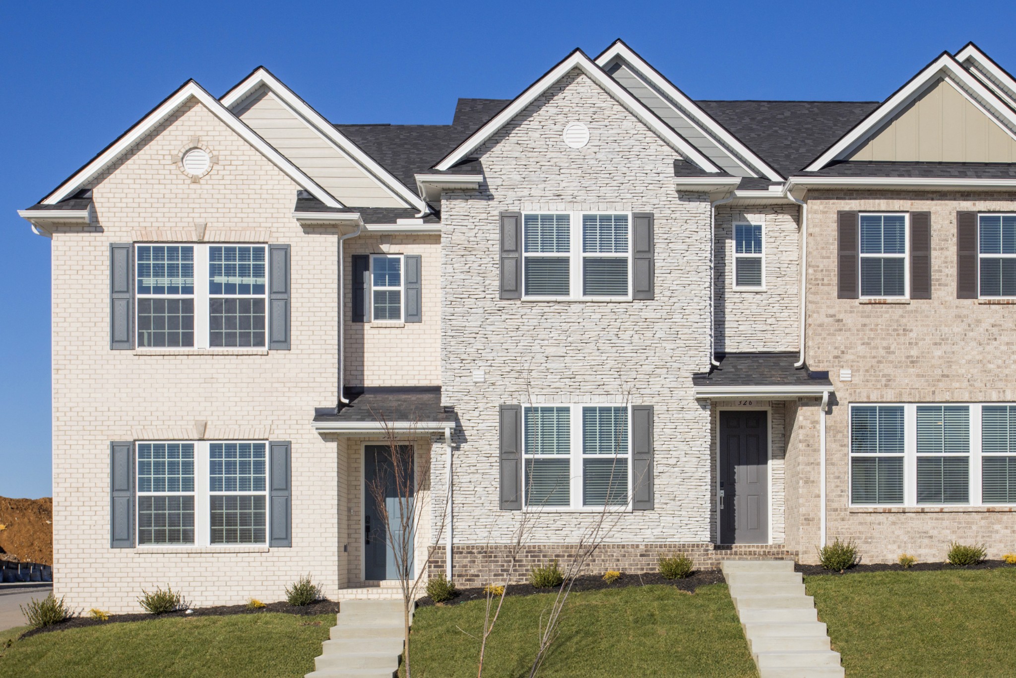 326 Lynwood Station Boulevard