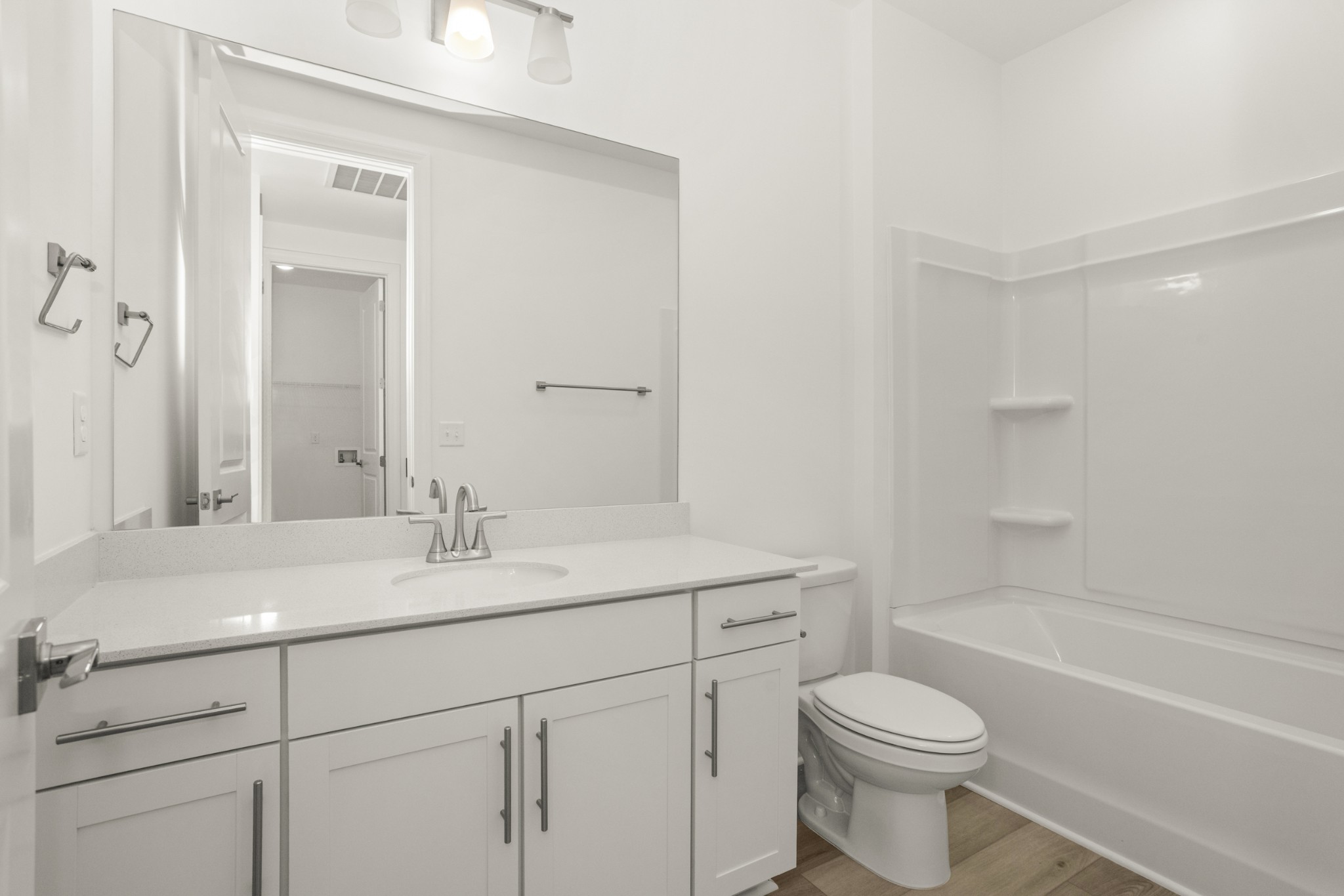 326 Lynwood Station Boulevard