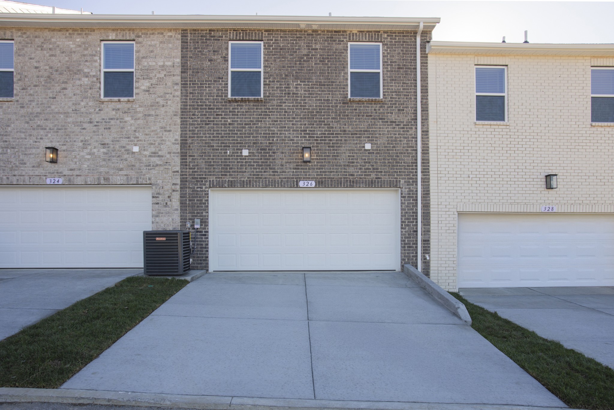 326 Lynwood Station Boulevard