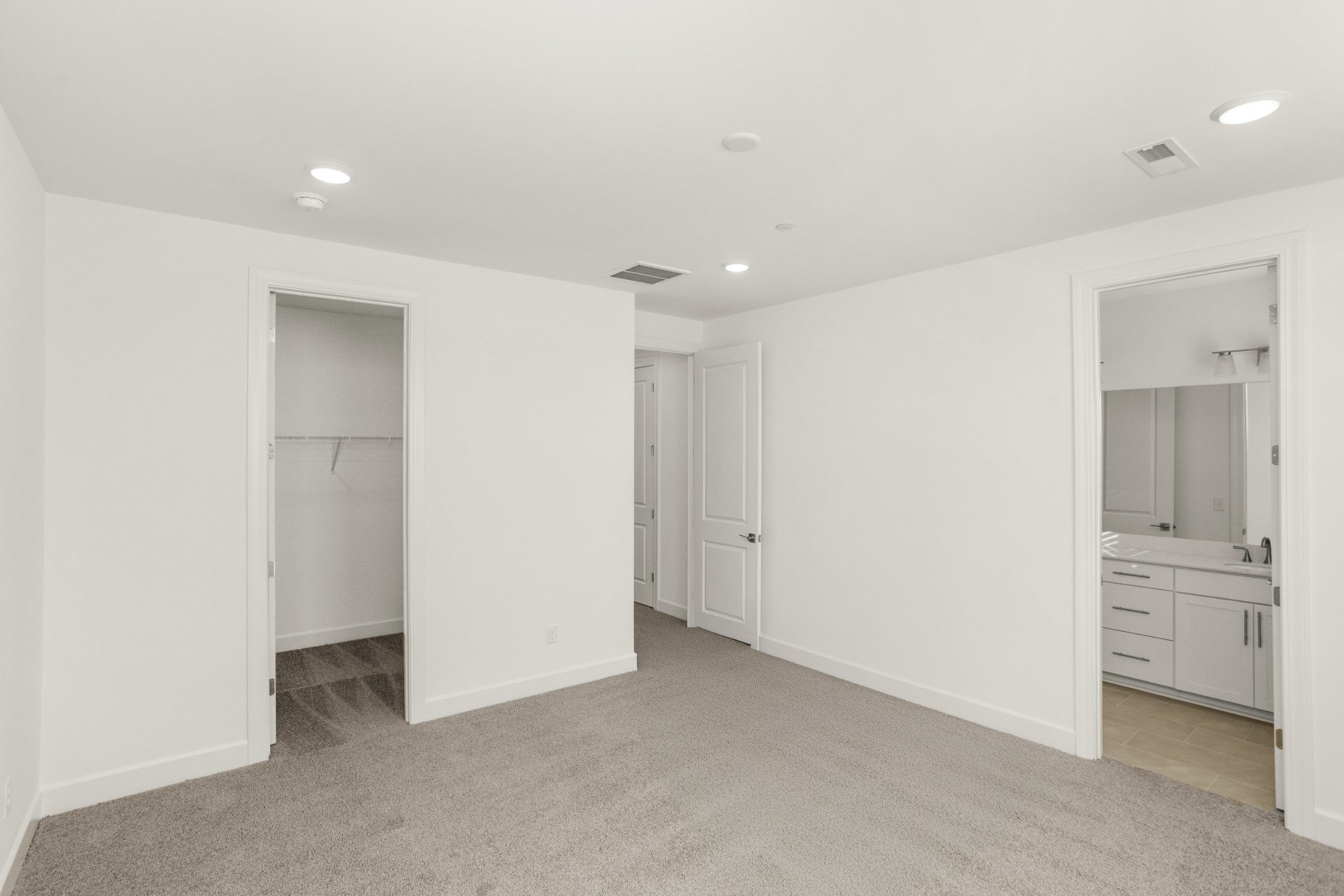 326 Lynwood Station Boulevard