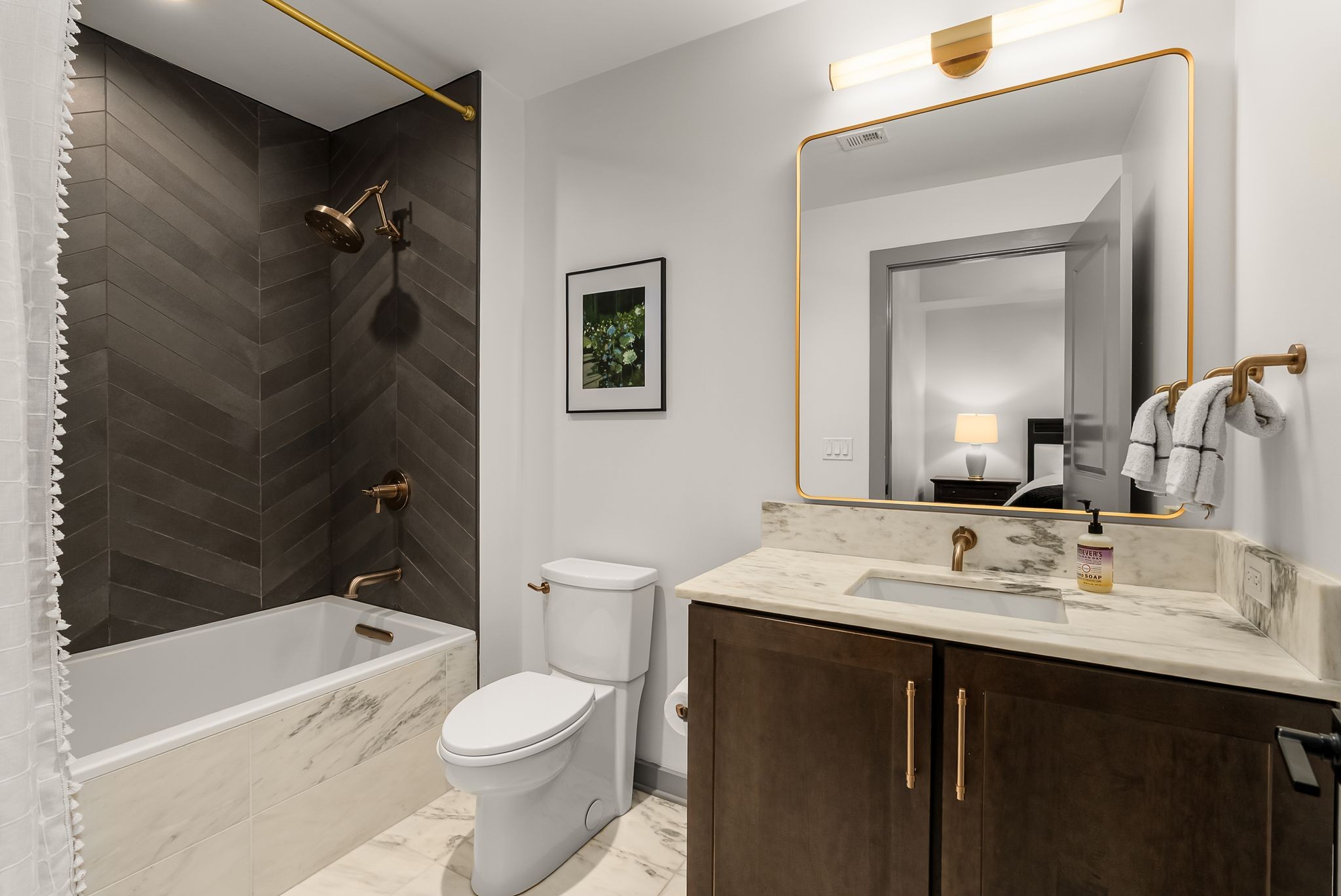 1616 West End Ave Unit: 1704