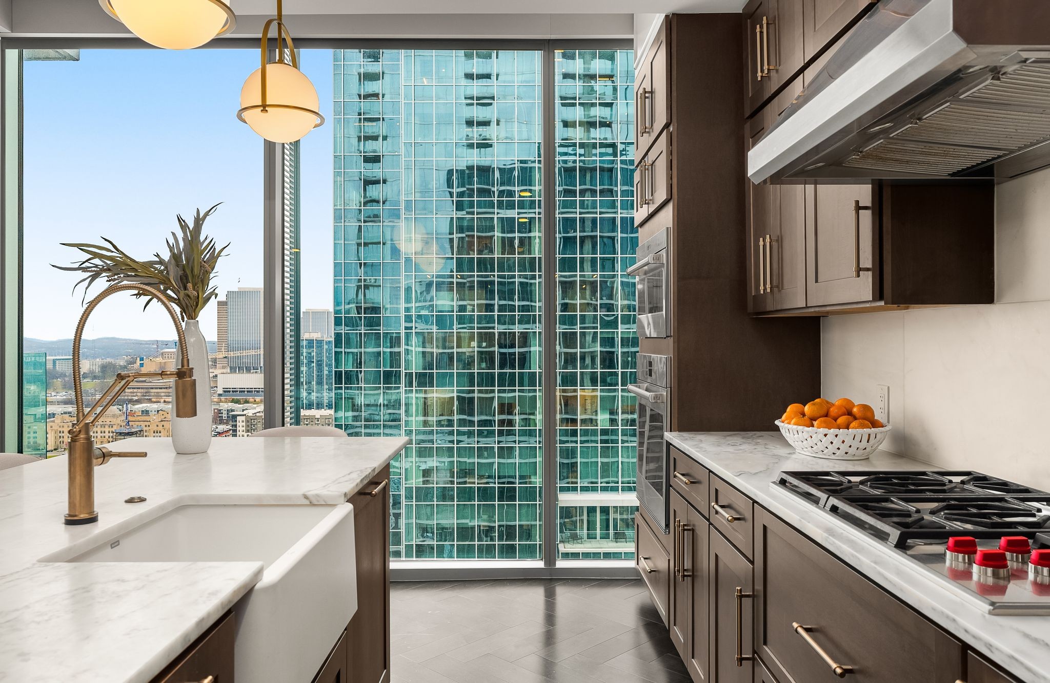 1616 West End Ave Unit: 1704