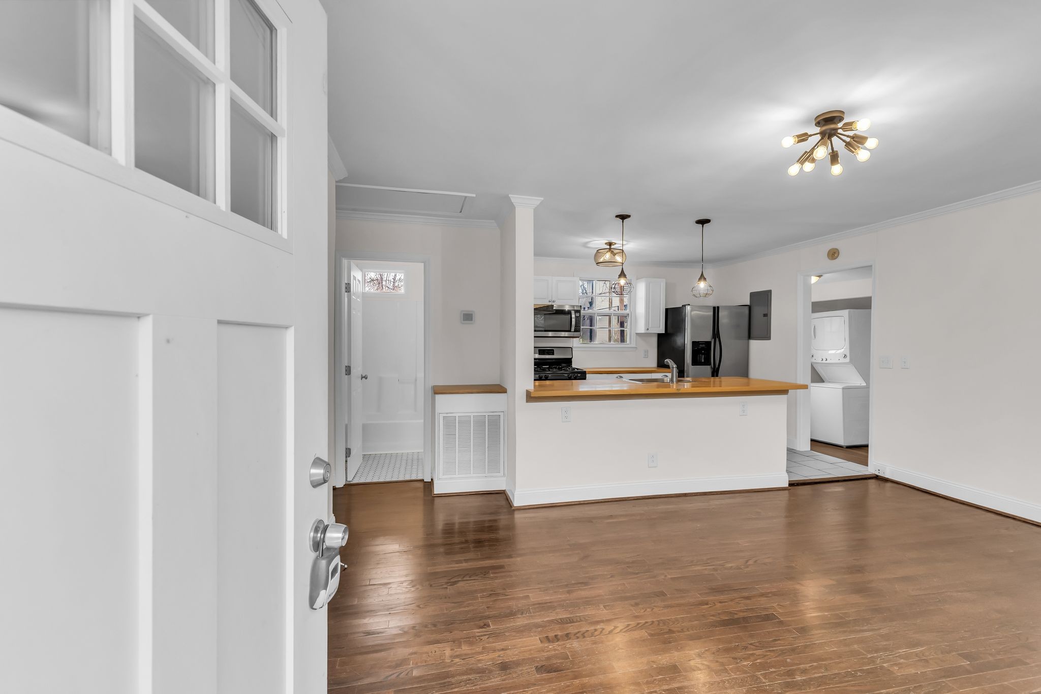 1421 Electric Avenue