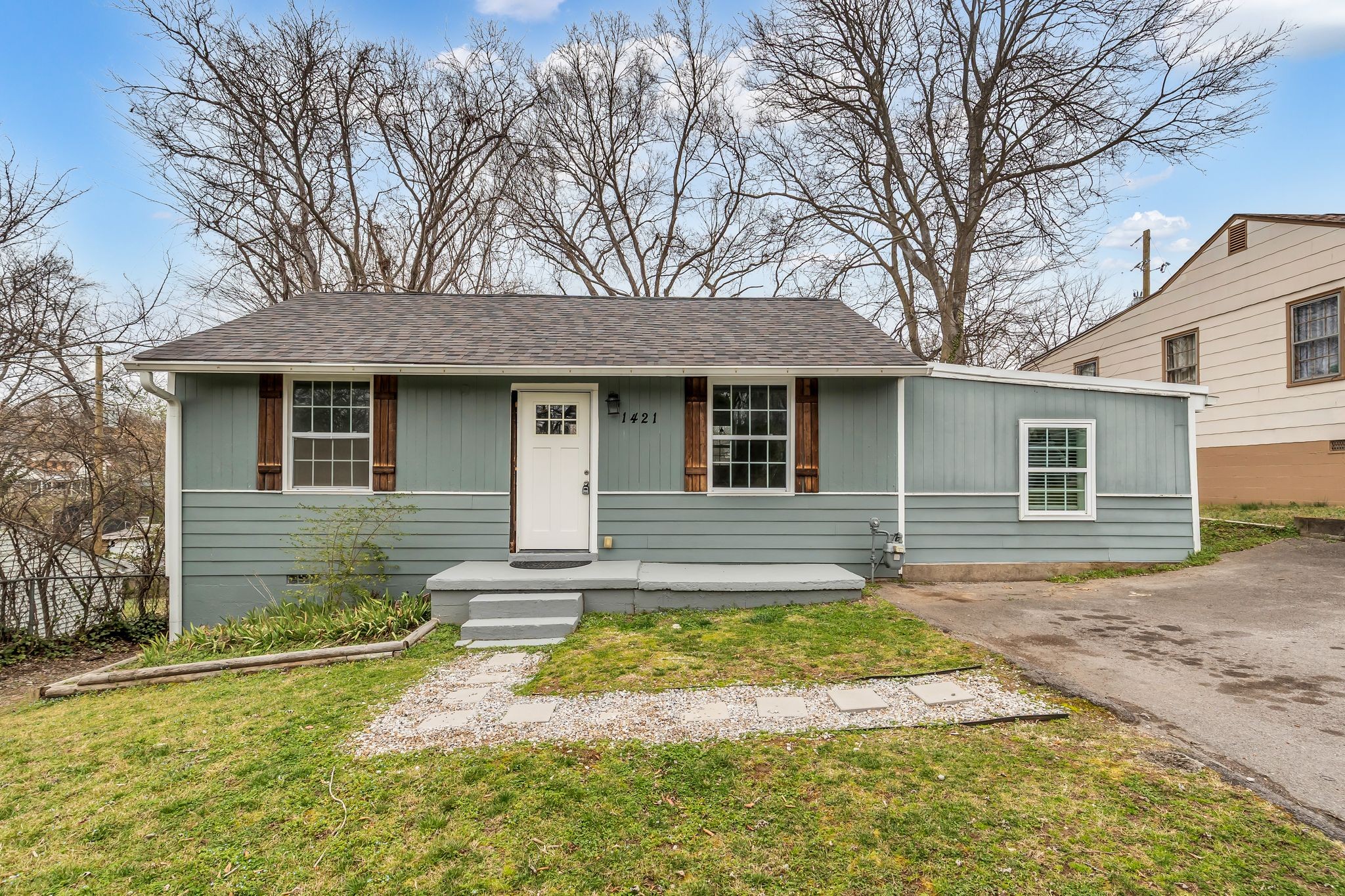 1421 Electric Avenue