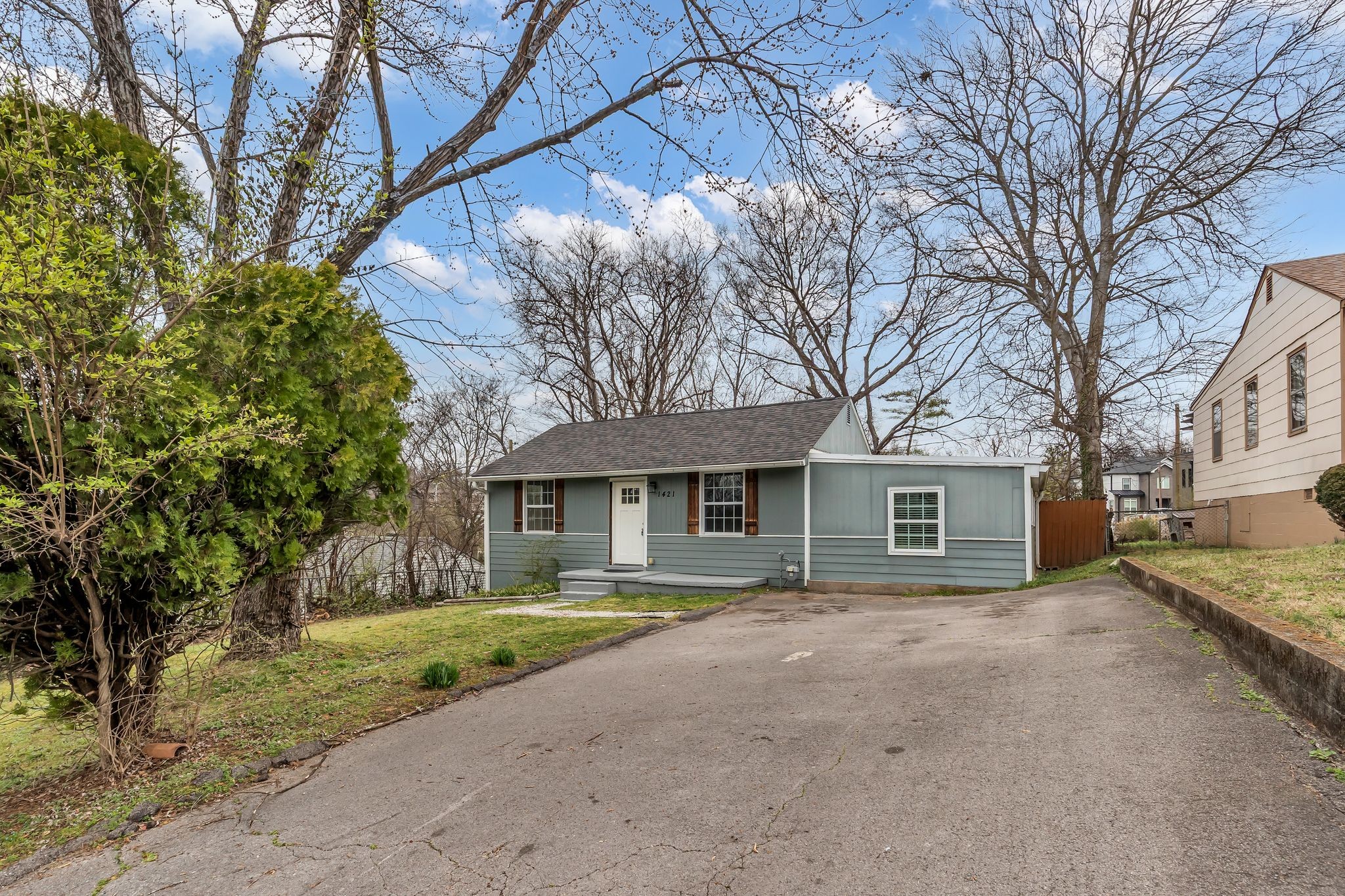 1421 Electric Avenue