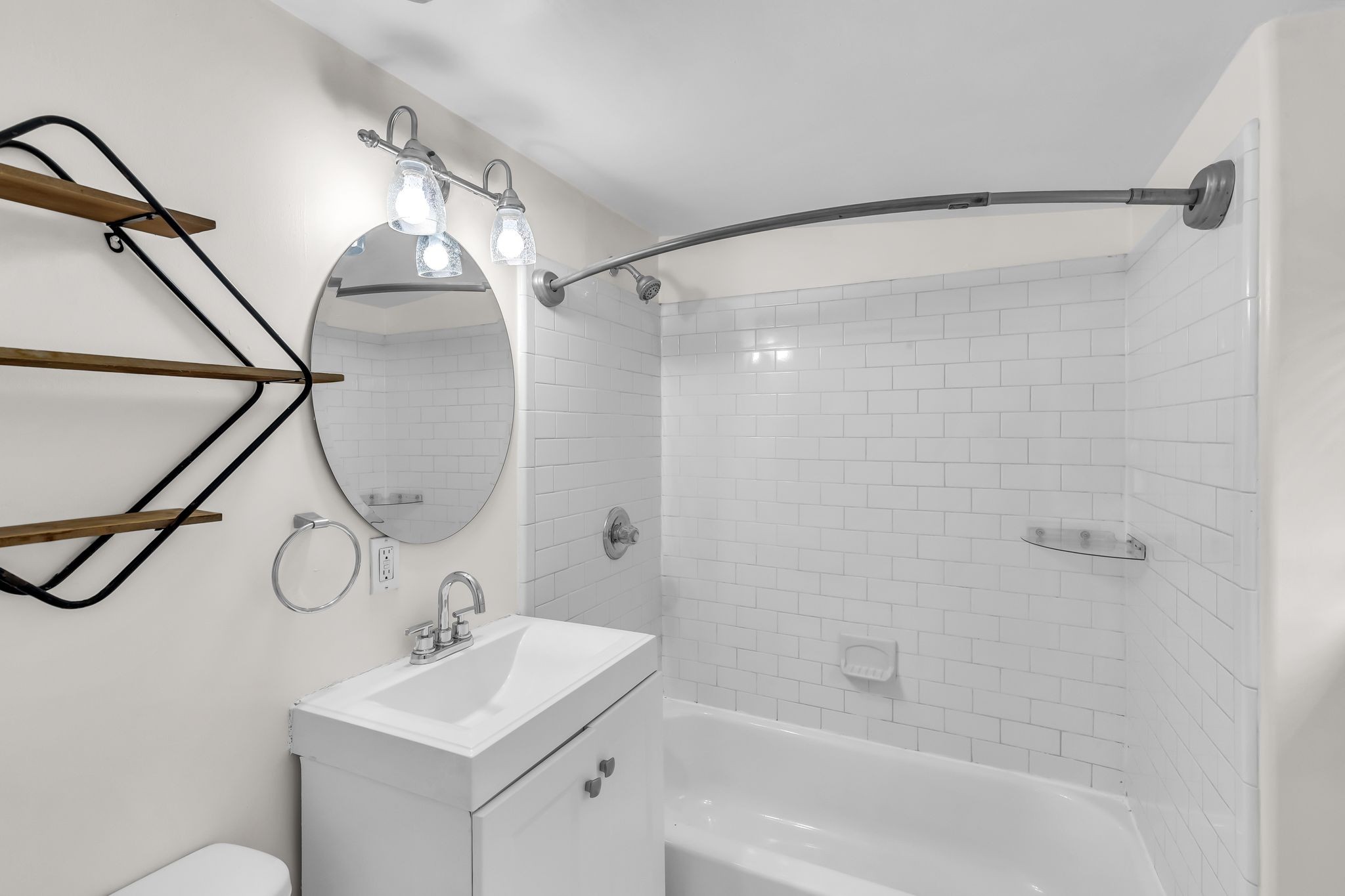 1421 Electric Avenue