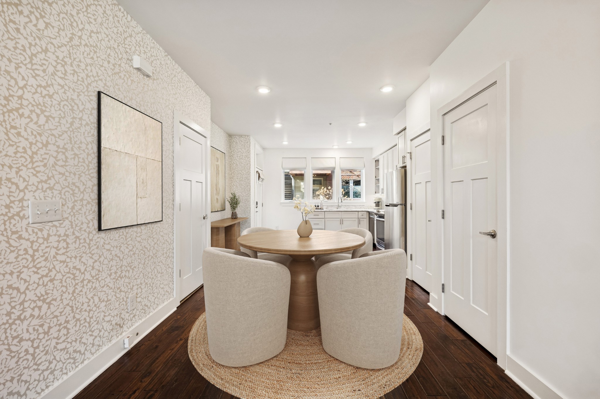 1325 5th Ave, N Unit: 4