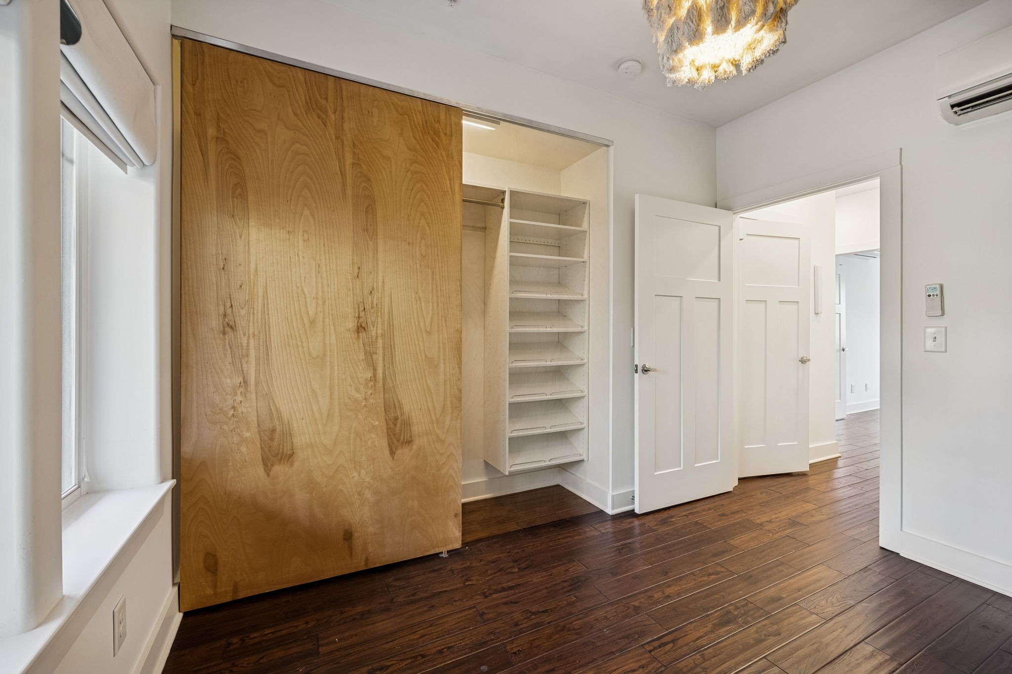 1325 5th Ave, N Unit: 4