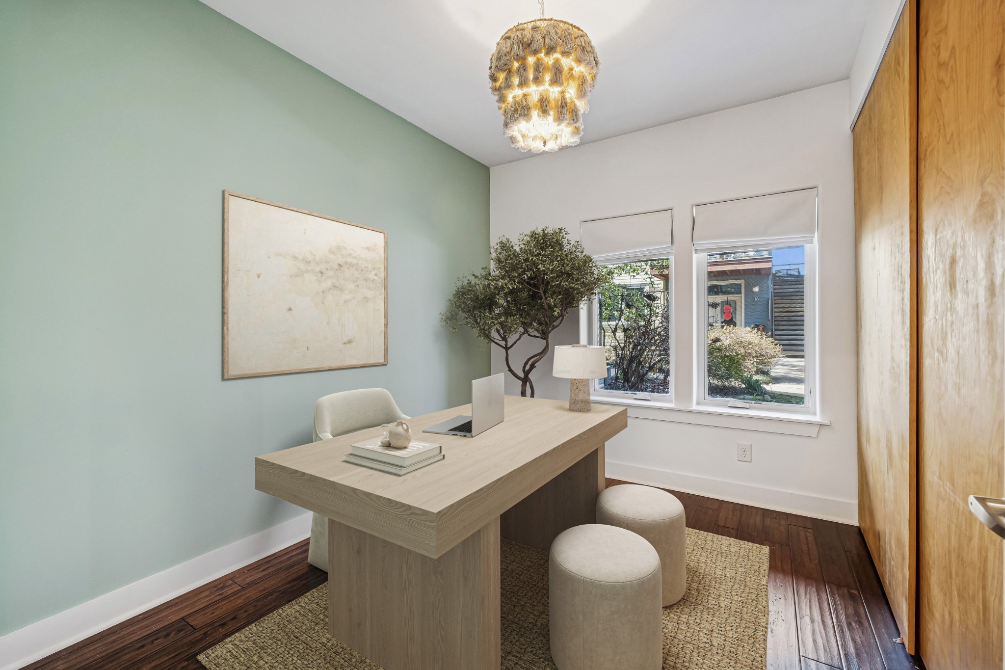 1325 5th Ave, N Unit: 4