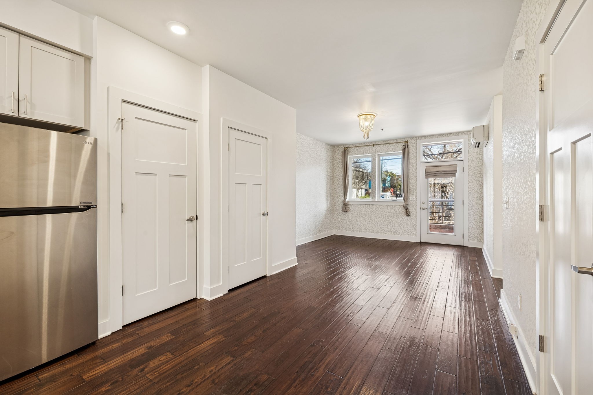 1325 5th Ave, N Unit: 4