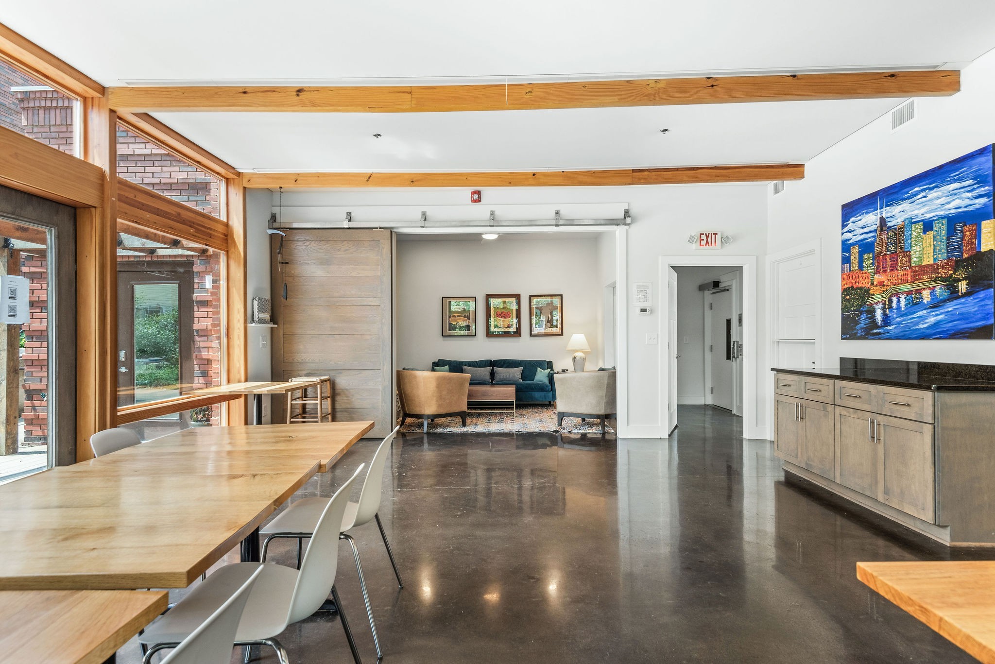 1325 5th Ave, N Unit: 4