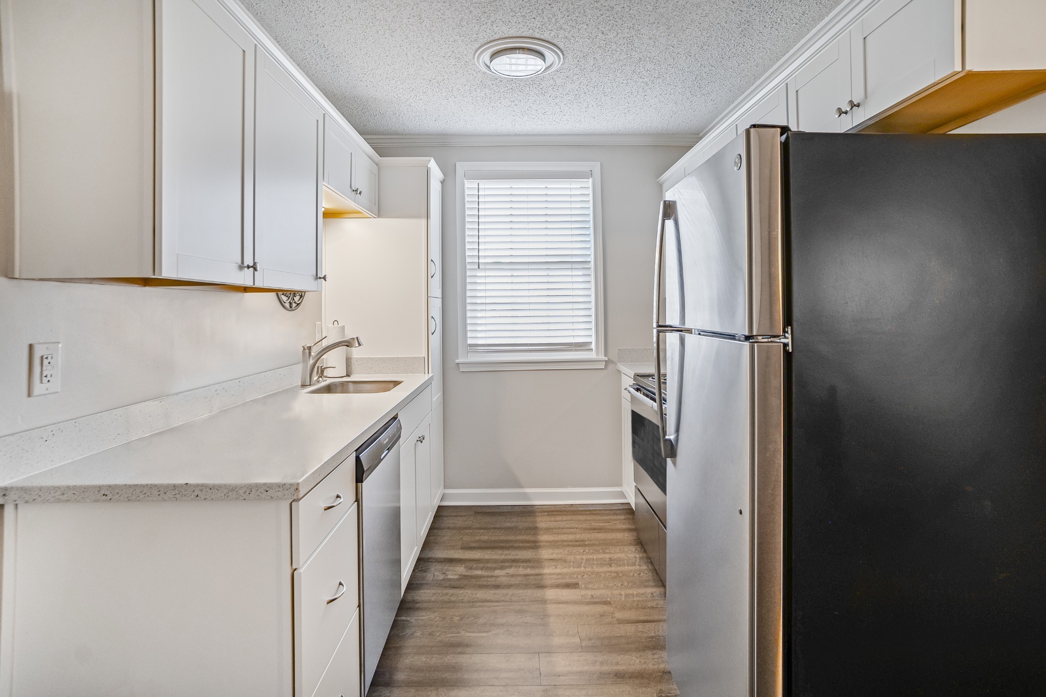 1301 Neelys Bend Rd Unit: 14