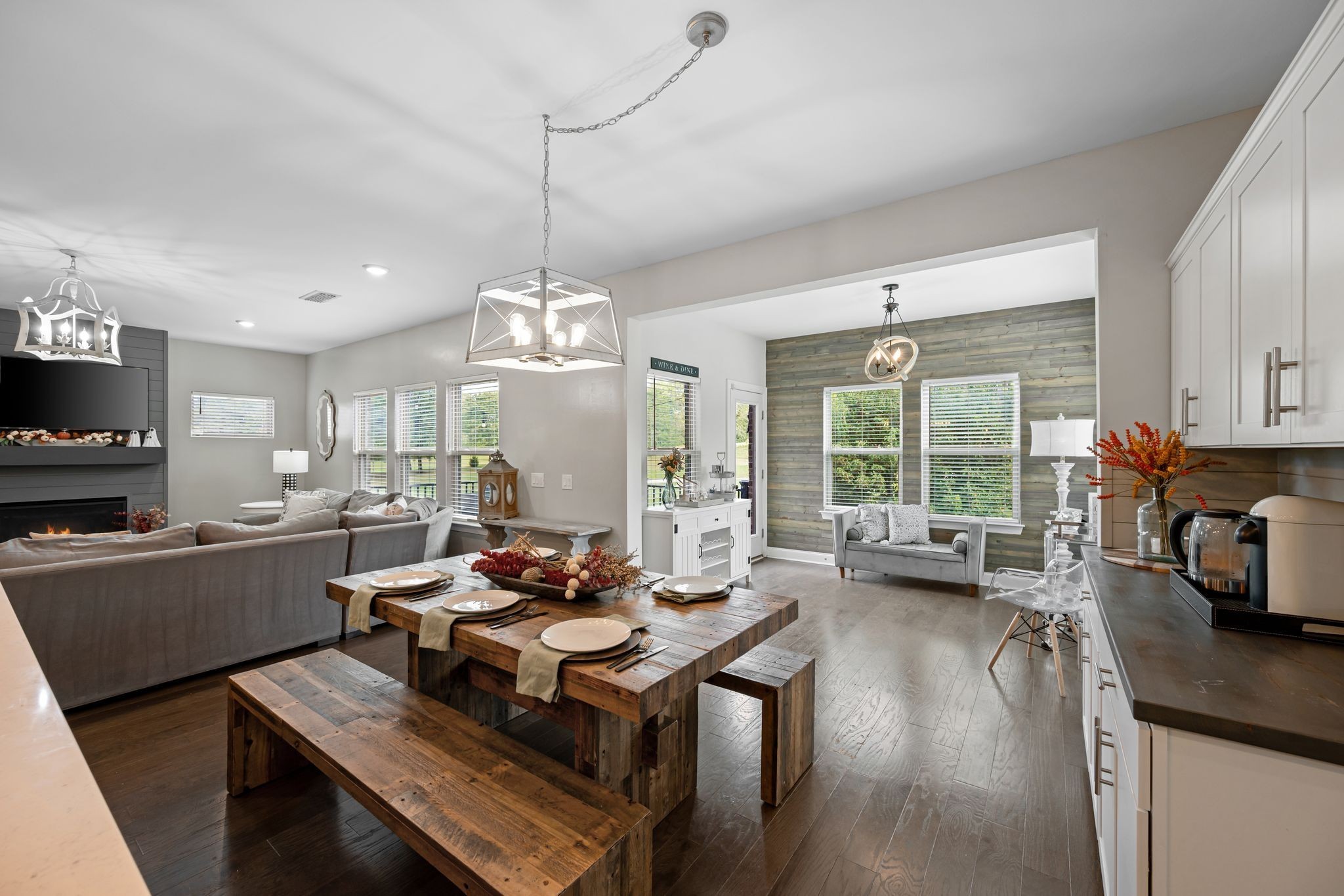 1717 Boardwalk Pl
