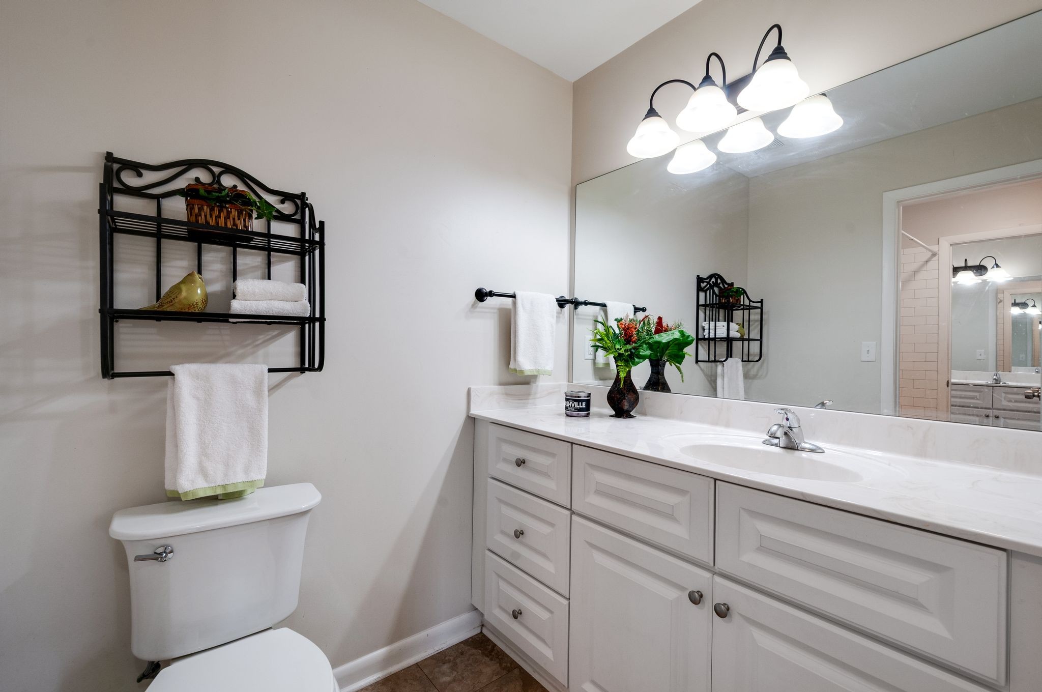 514 N Petway St Unit: 305