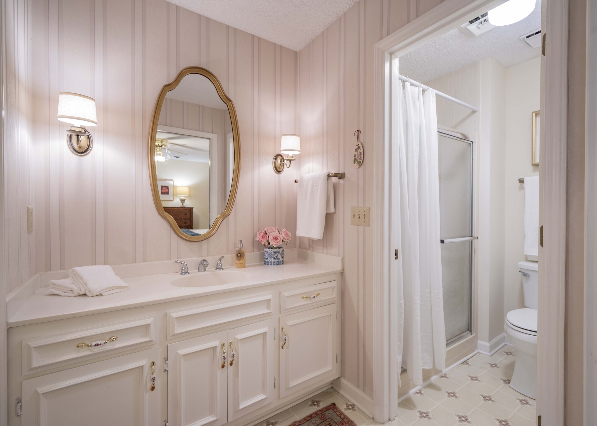 1126 E Northfield Blvd