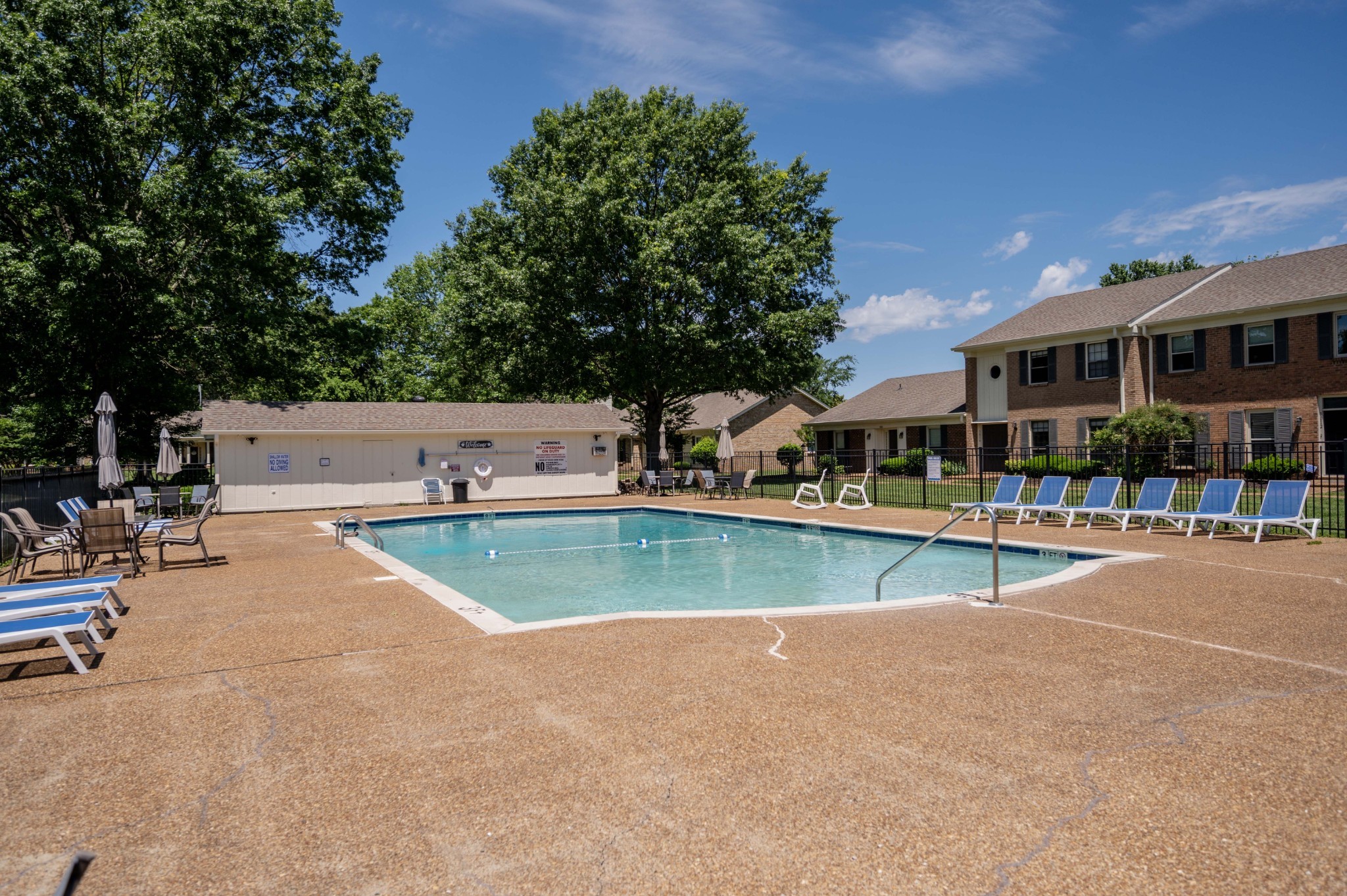 1126 E Northfield Blvd