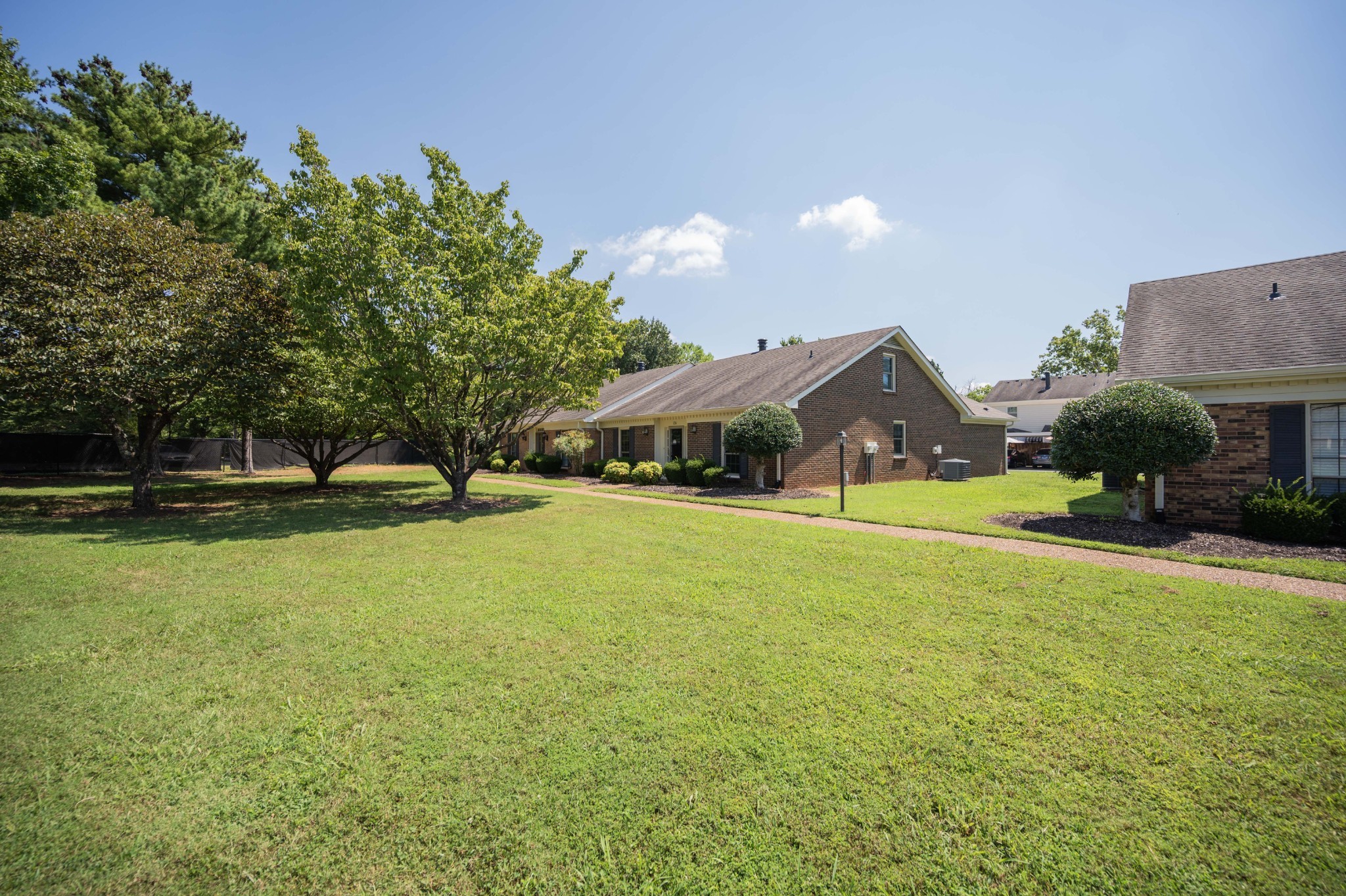 1126 E Northfield Blvd