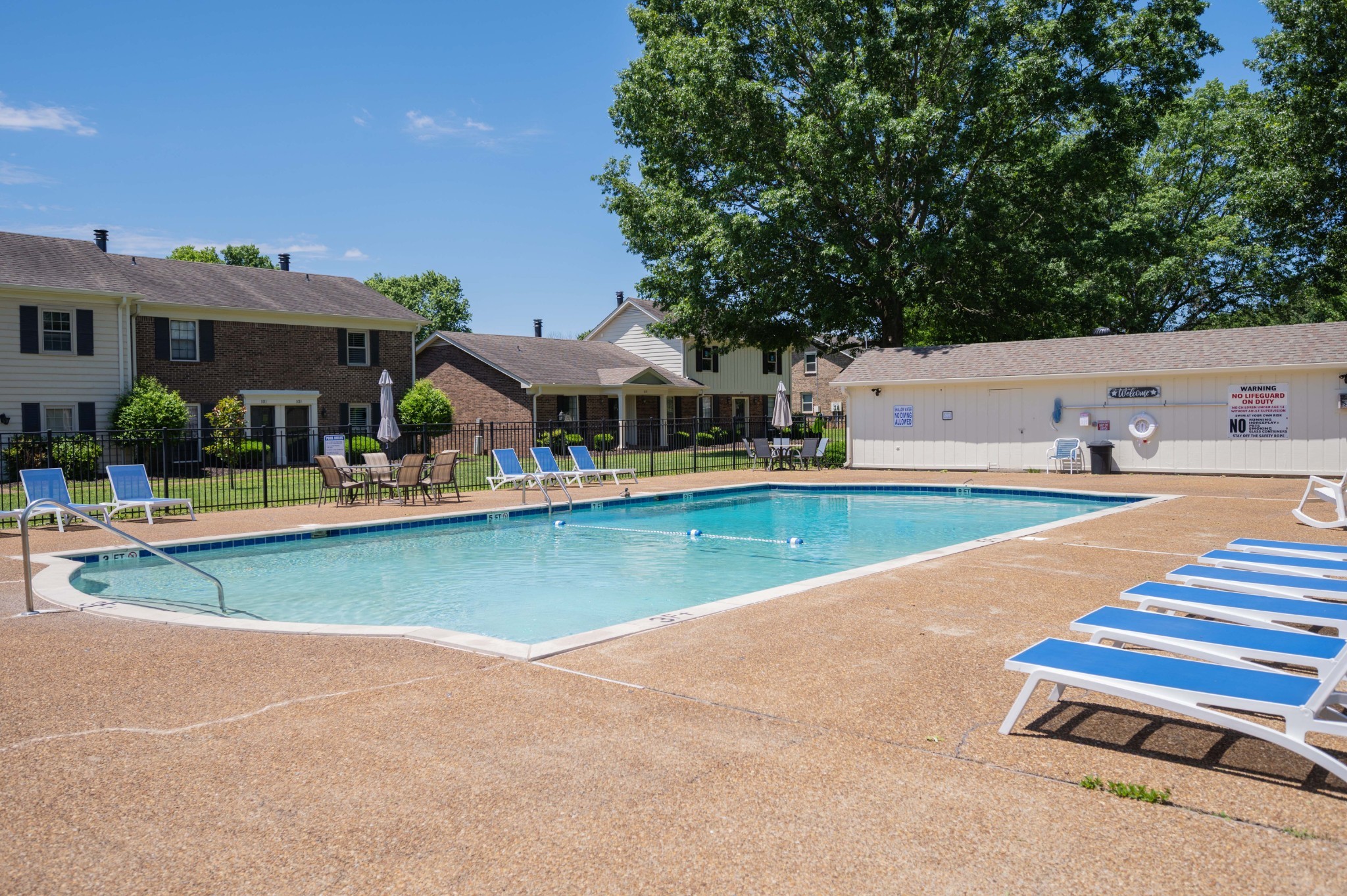 1126 E Northfield Blvd