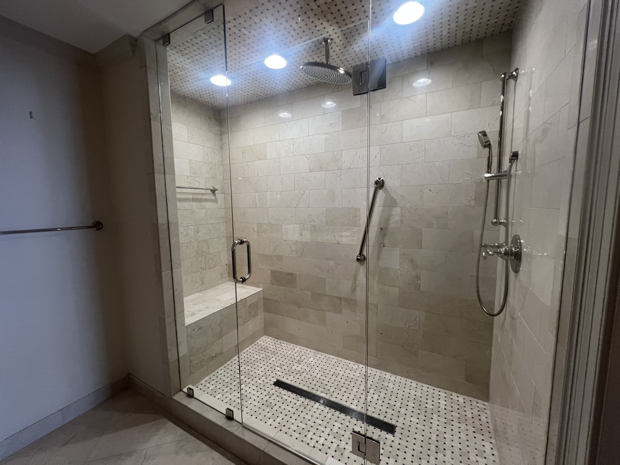 615 Belle Meade Blvd Unit: 108