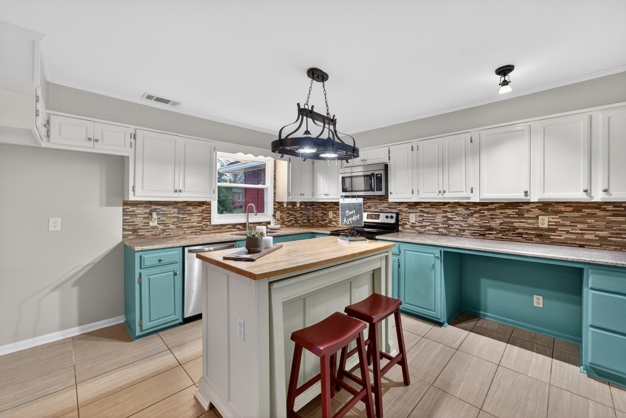 203 Buena Vista Dr
