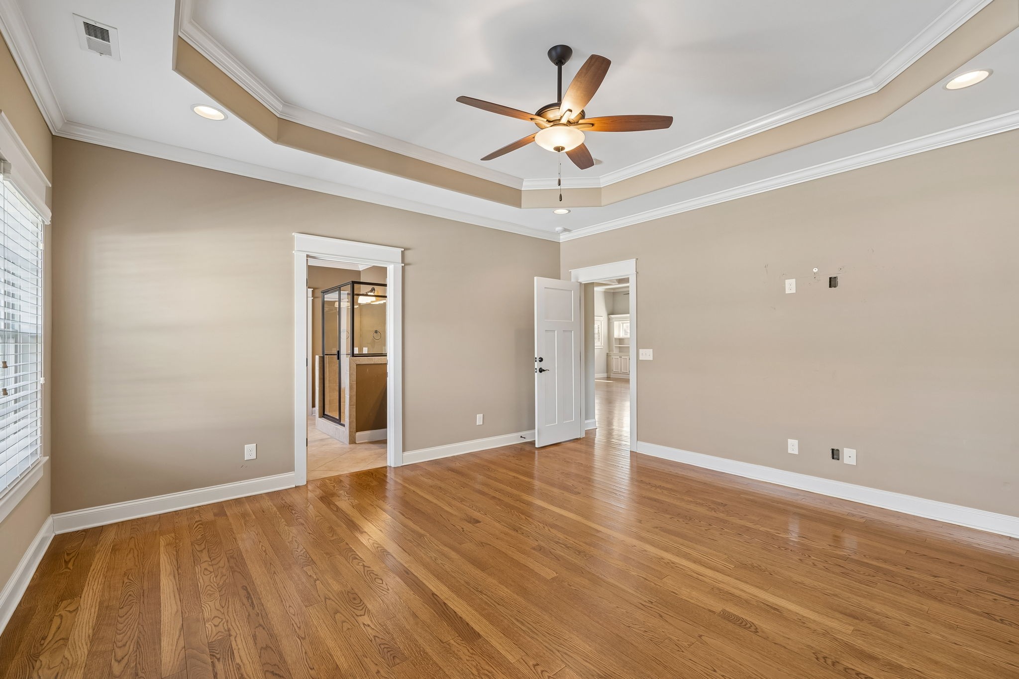 2420 Cason Ln