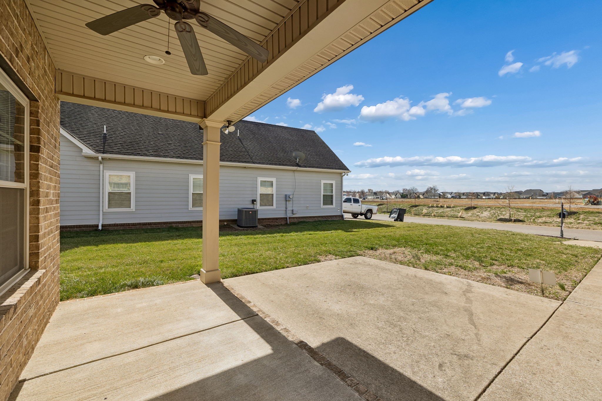 2420 Cason Ln