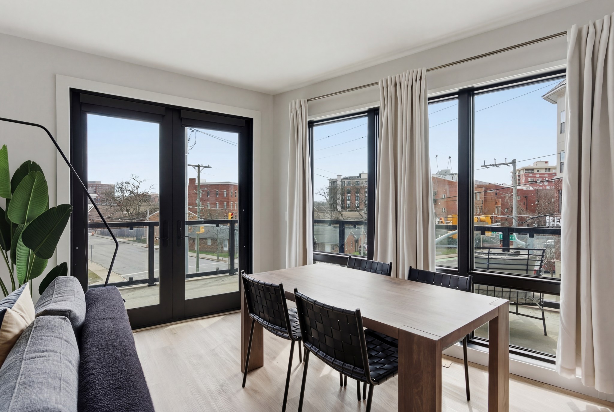 303 31st Ave, N Unit: 209