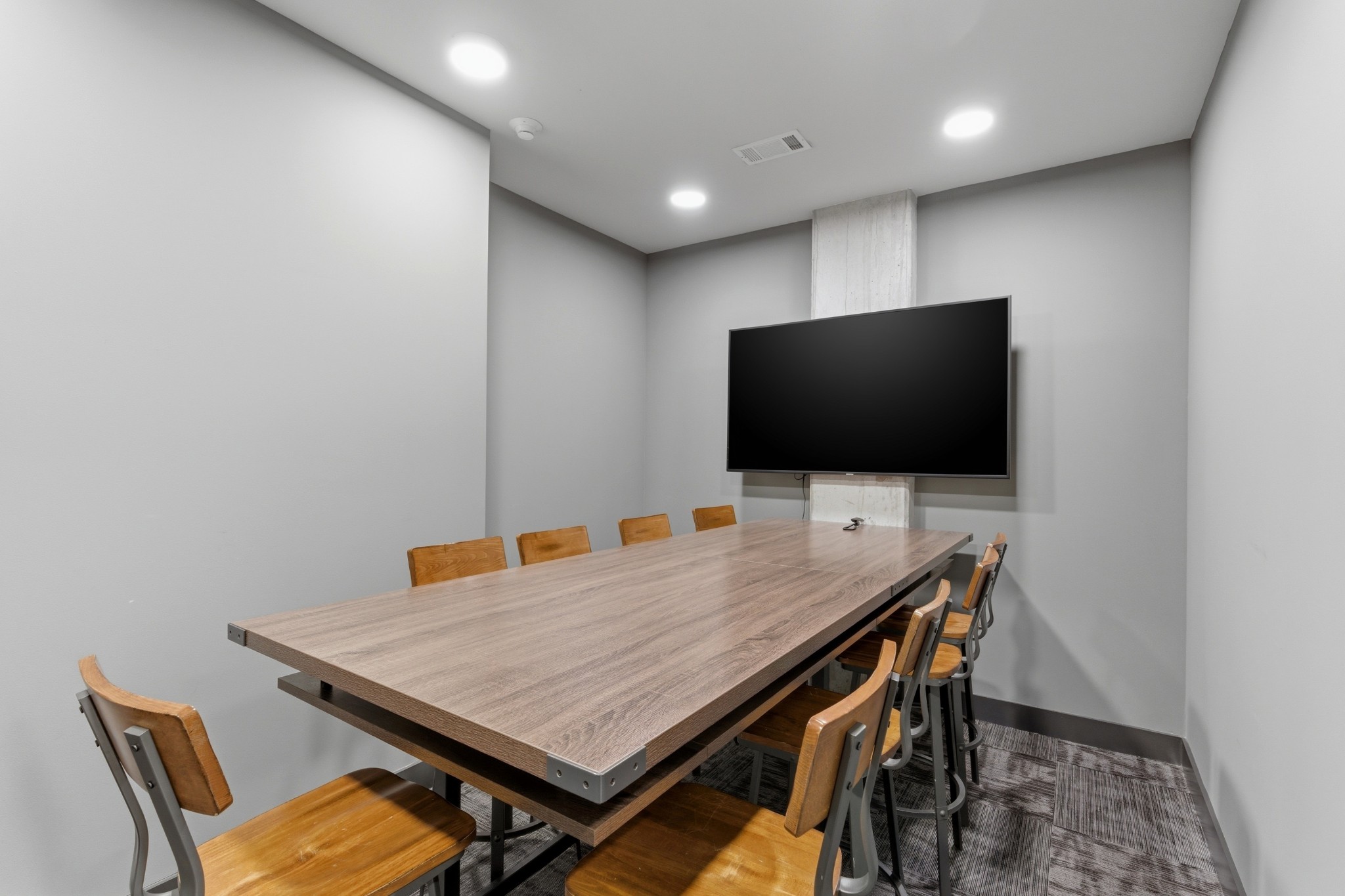 303 31st Ave, N Unit: 209