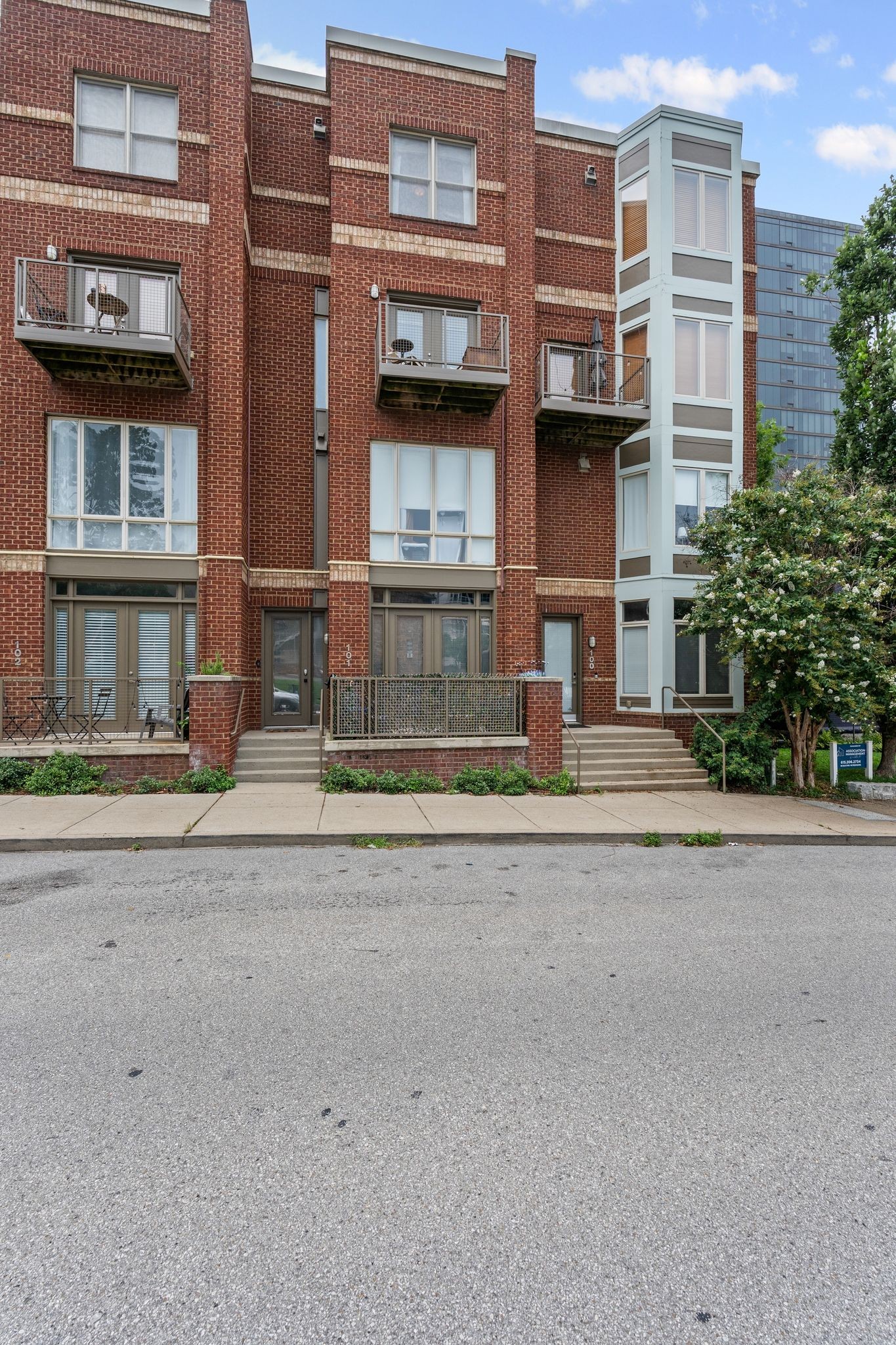 807 18th Ave, S Unit: 414