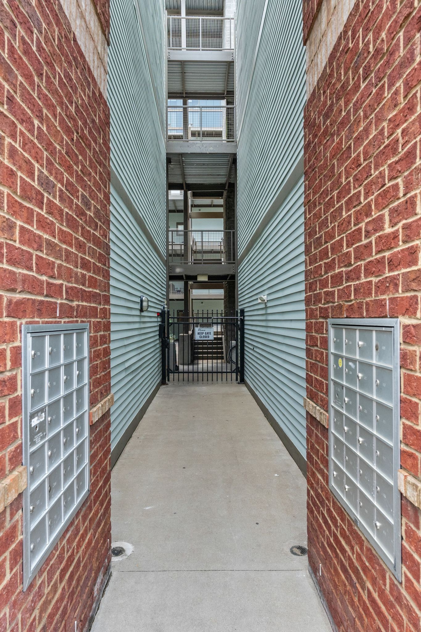 807 18th Ave, S Unit: 414