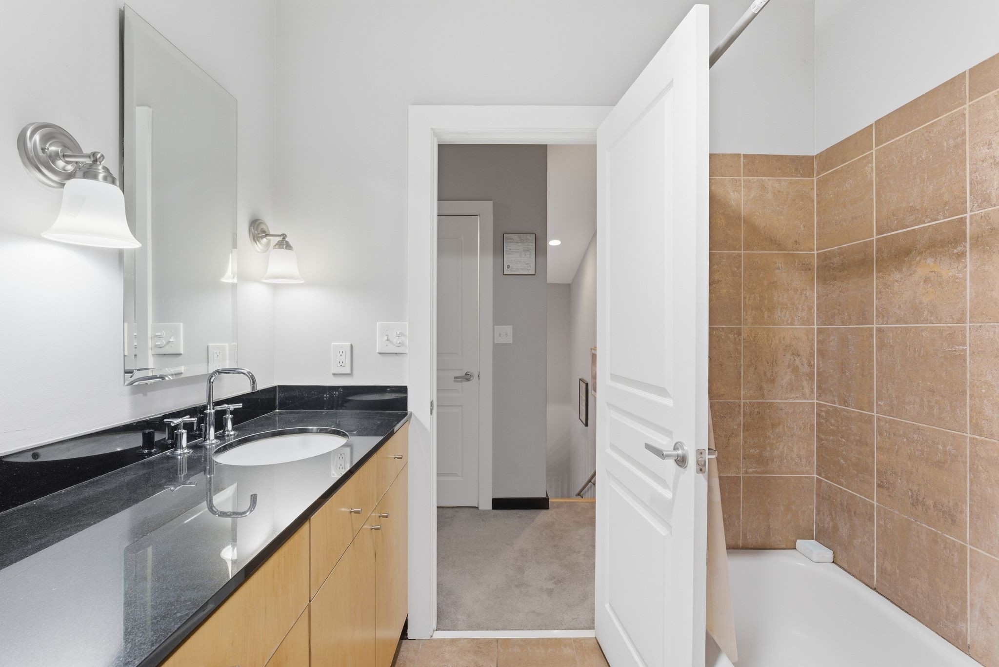 807 18th Ave, S Unit: 414