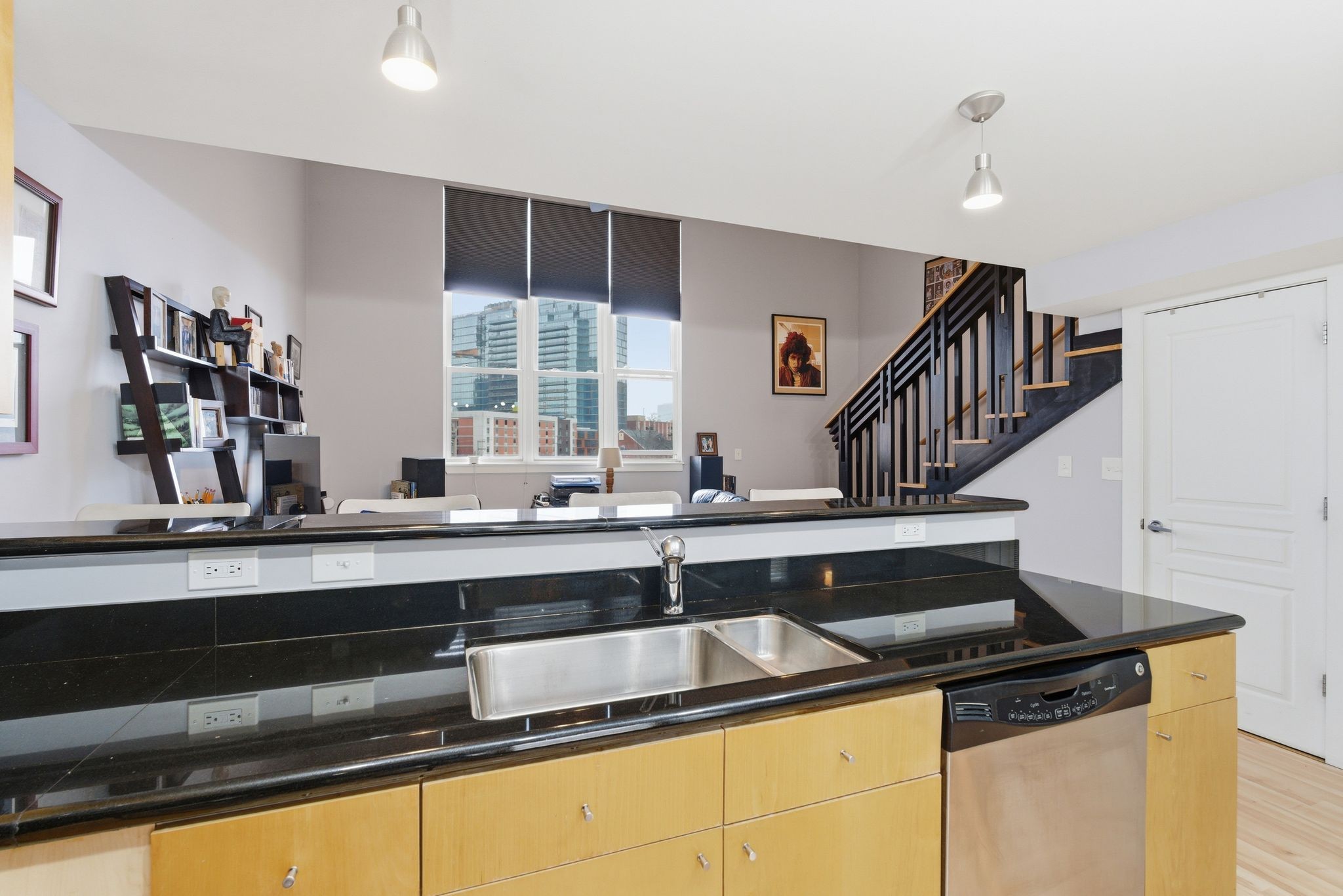 807 18th Ave, S Unit: 414