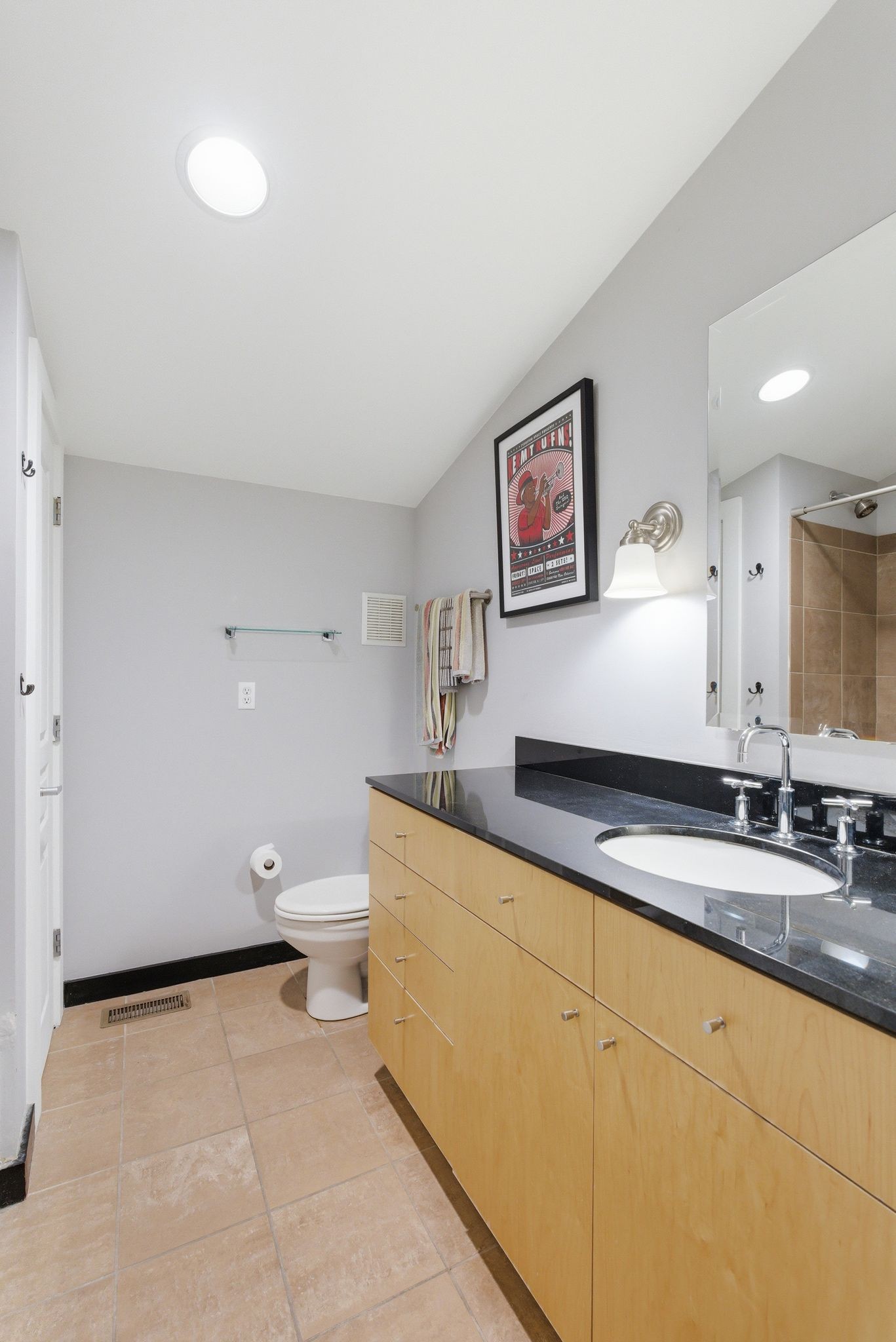 807 18th Ave, S Unit: 414