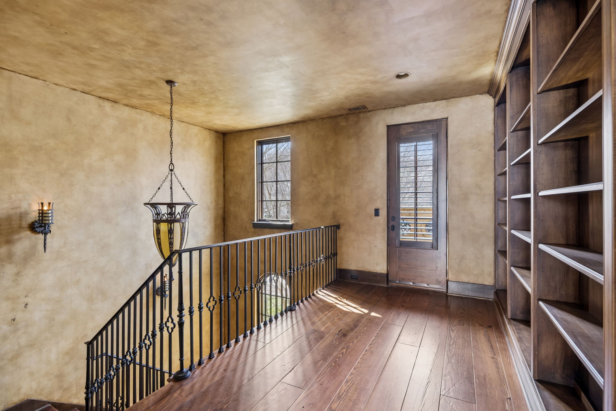 1606 Championship Blvd