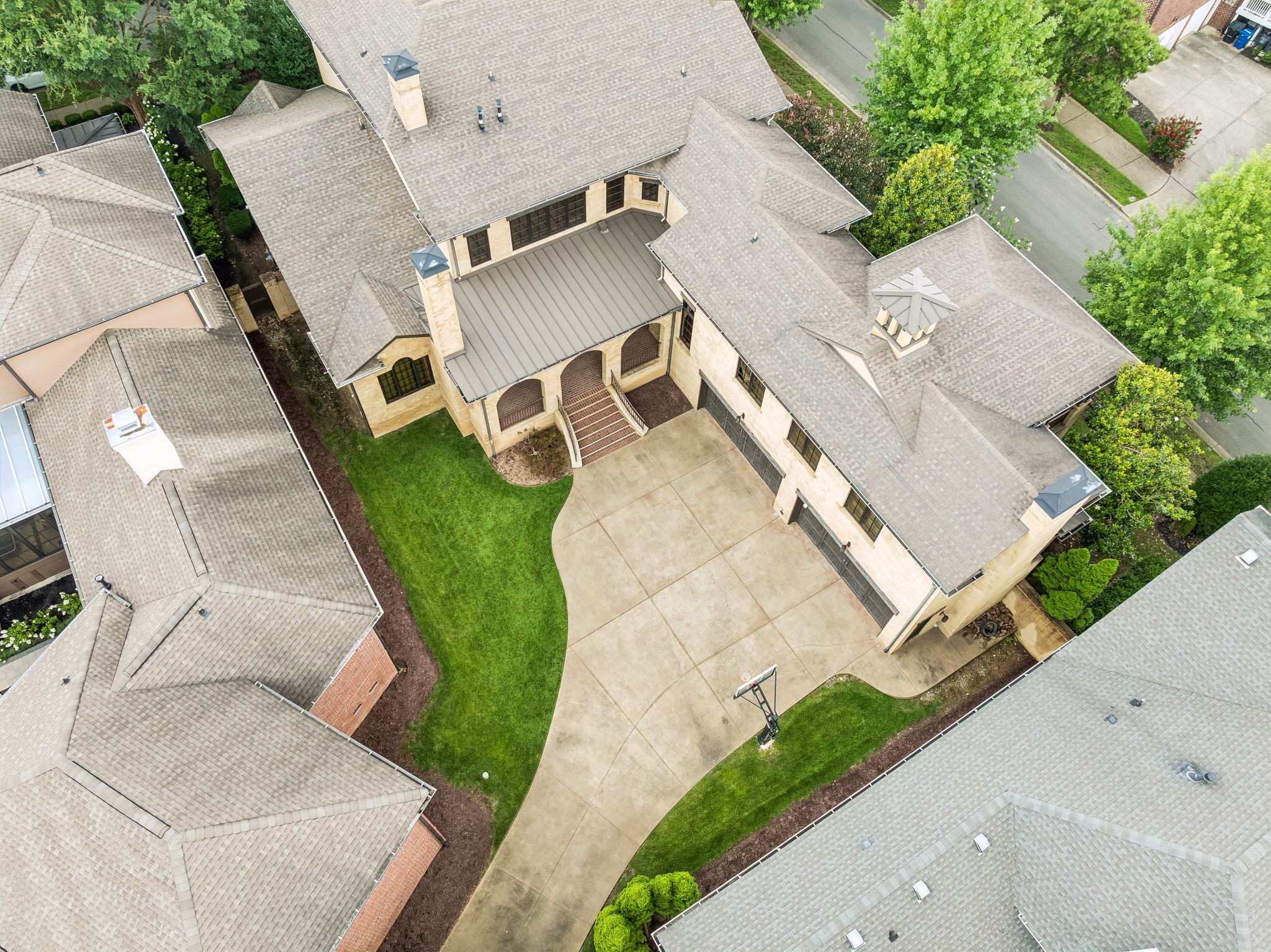 1606 Championship Blvd