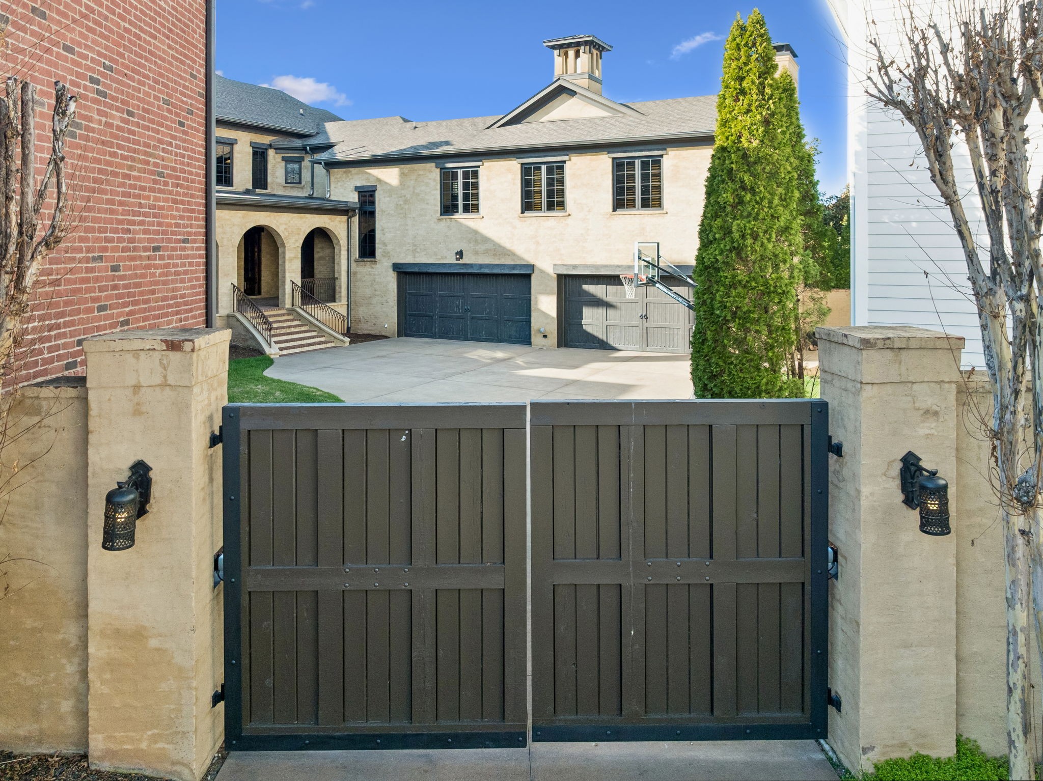 1606 Championship Blvd