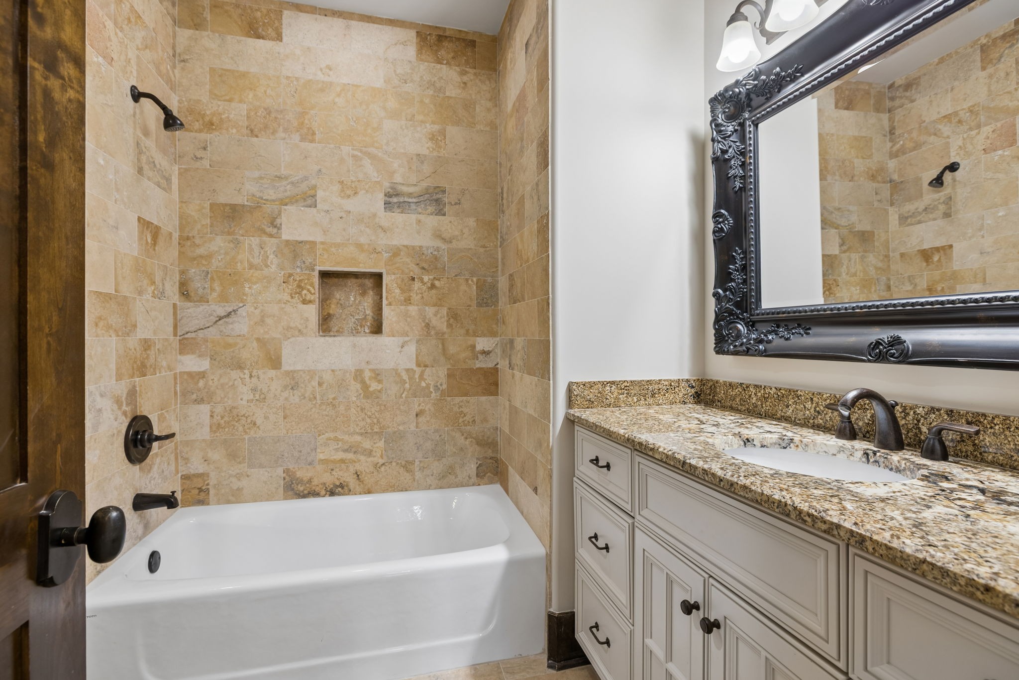 1606 Championship Blvd