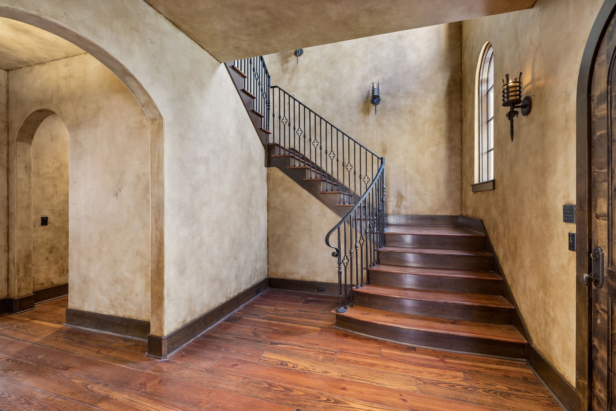 1606 Championship Blvd